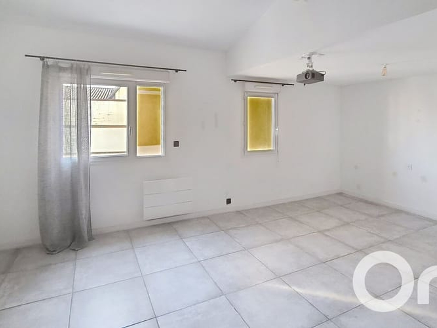 Appartement à vendre - 2 pièces - 48m2 - Bagnols-Sur-Cèze (30200)