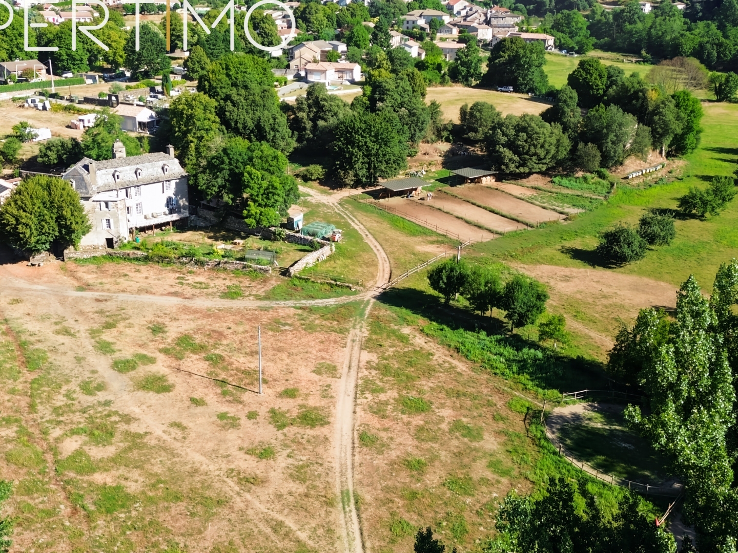 Maison à vendre - 10 pièces - 338m2 - Saint-Étienne-Val... (48330)