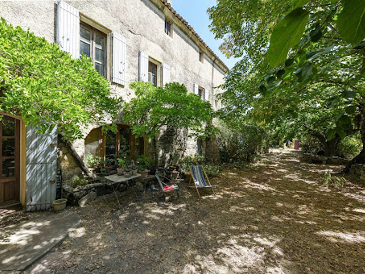 Propriété 8 pièces 210 m²