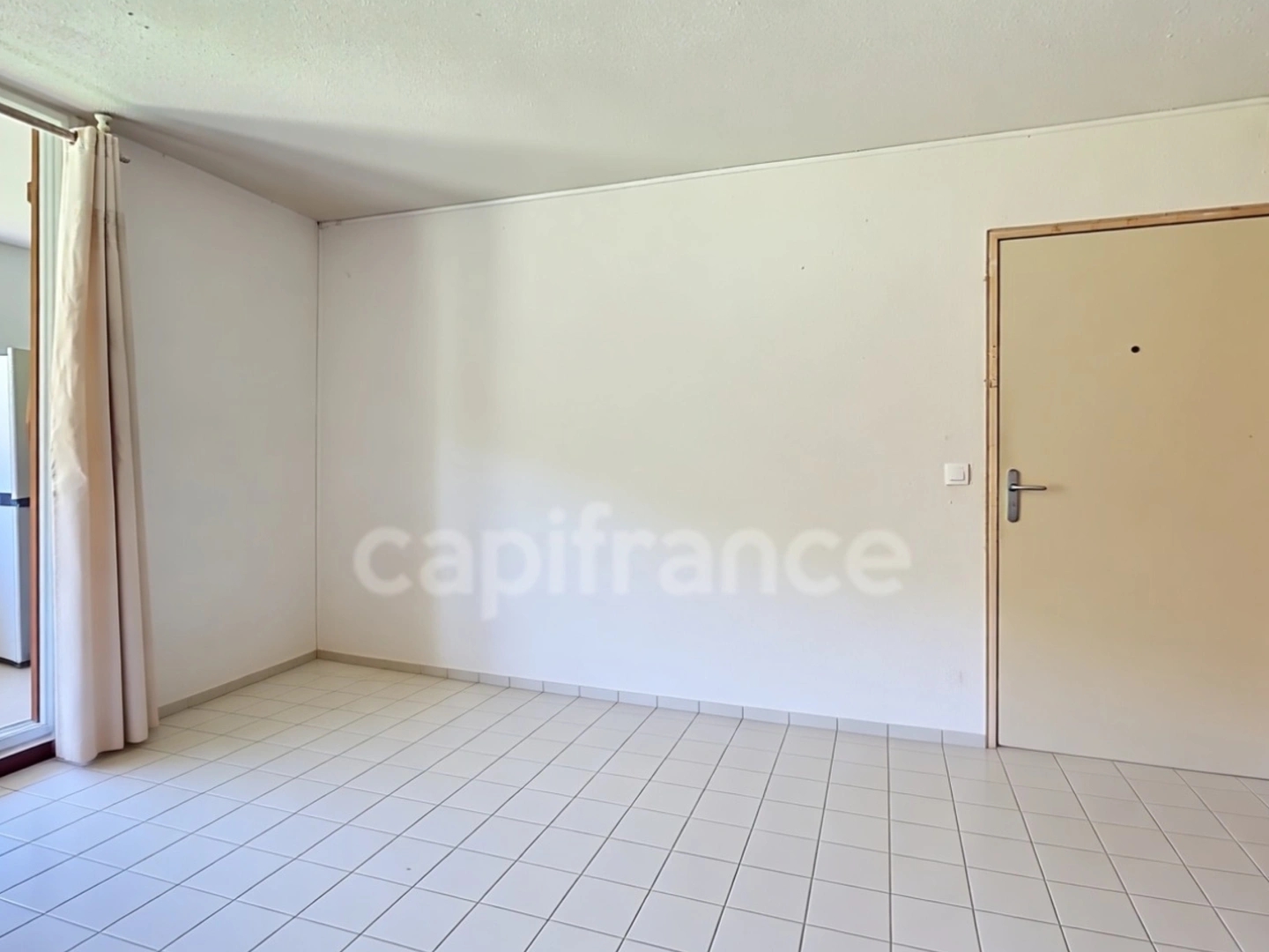 Appartement à vendre - 4 pièces - 74m2 - Baie-Mahault (97122)