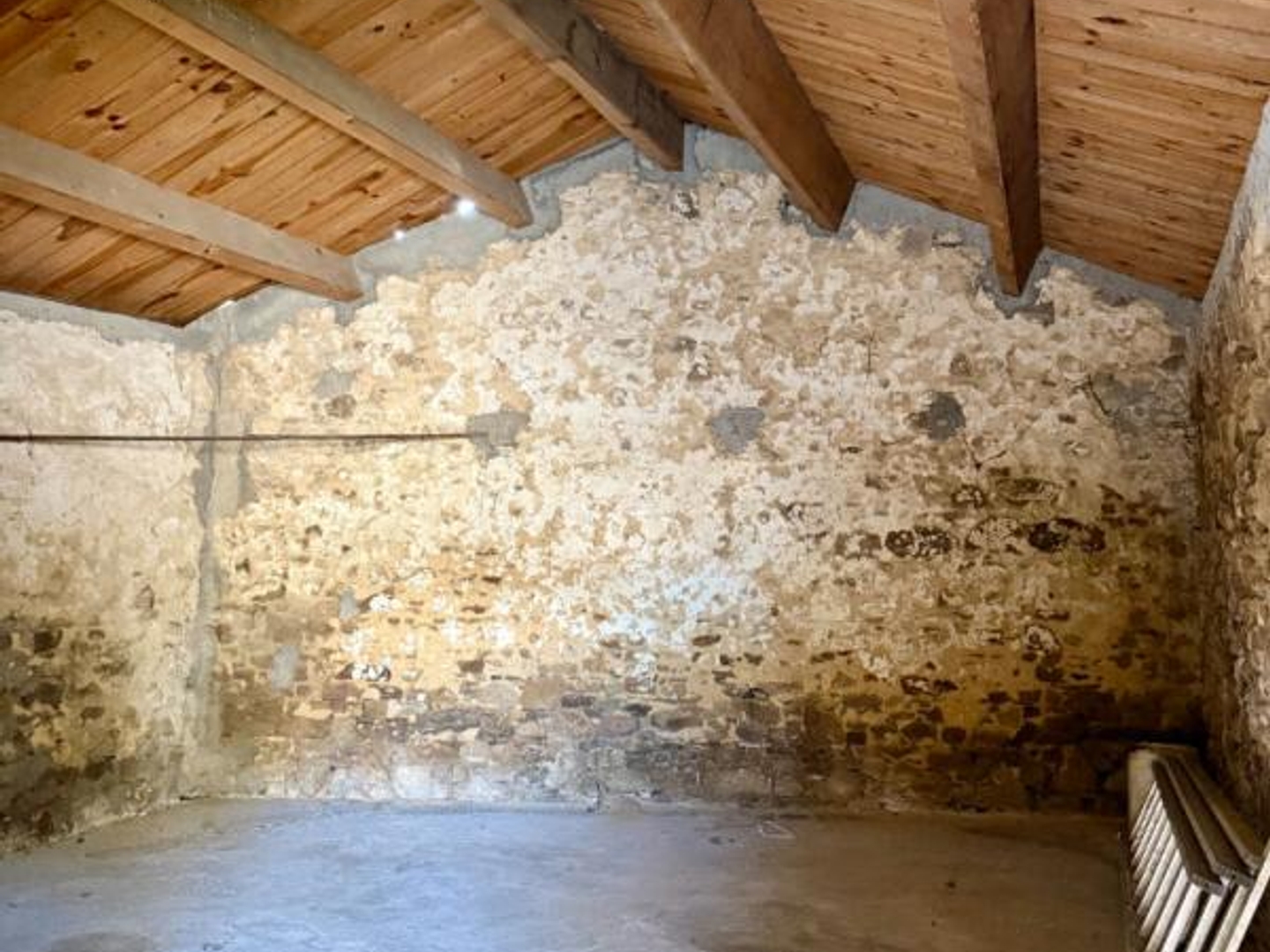 Parking / garage / box à vendre - Aubigny-Les Clouz... (85430)