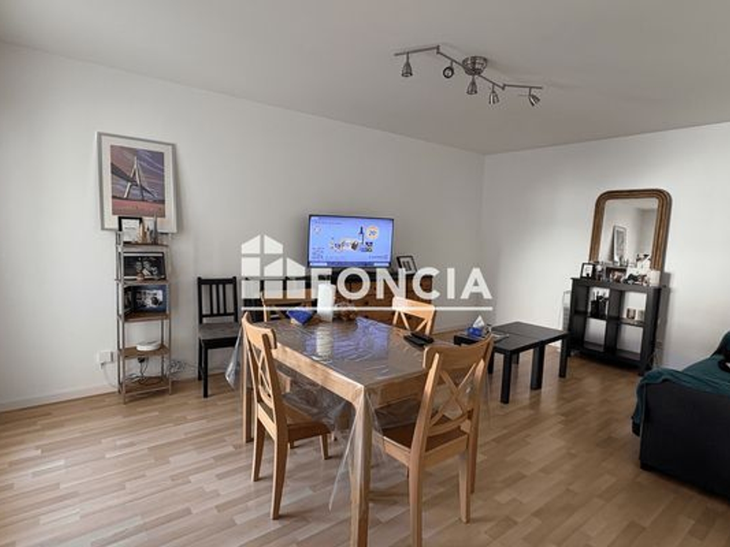 Appartement à vendre - 3 pièces - 64m2 - Mainvilliers (28300)