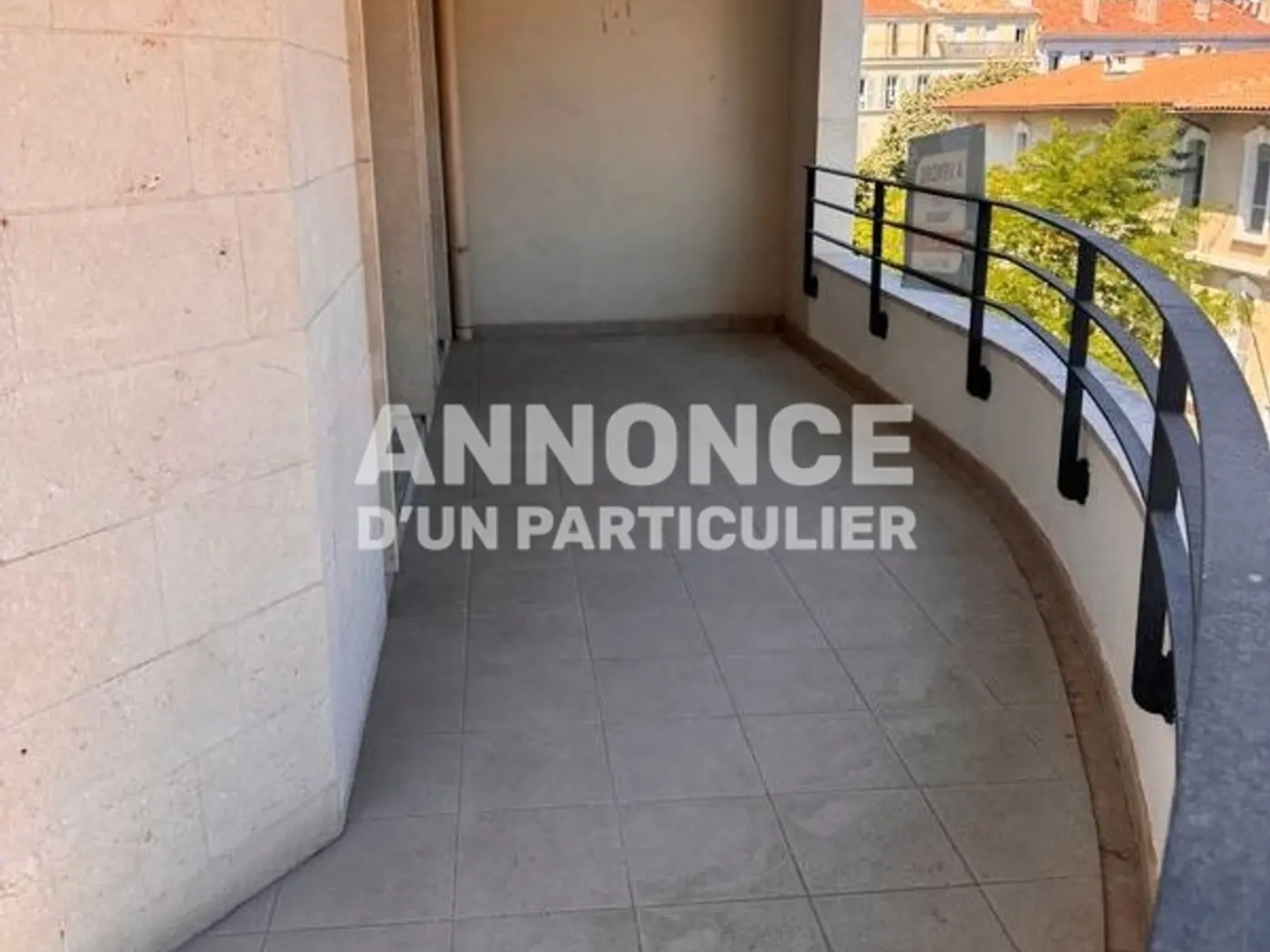 Appartement à vendre - 3 pièces - 70m2 - Marseille 2e (13002)