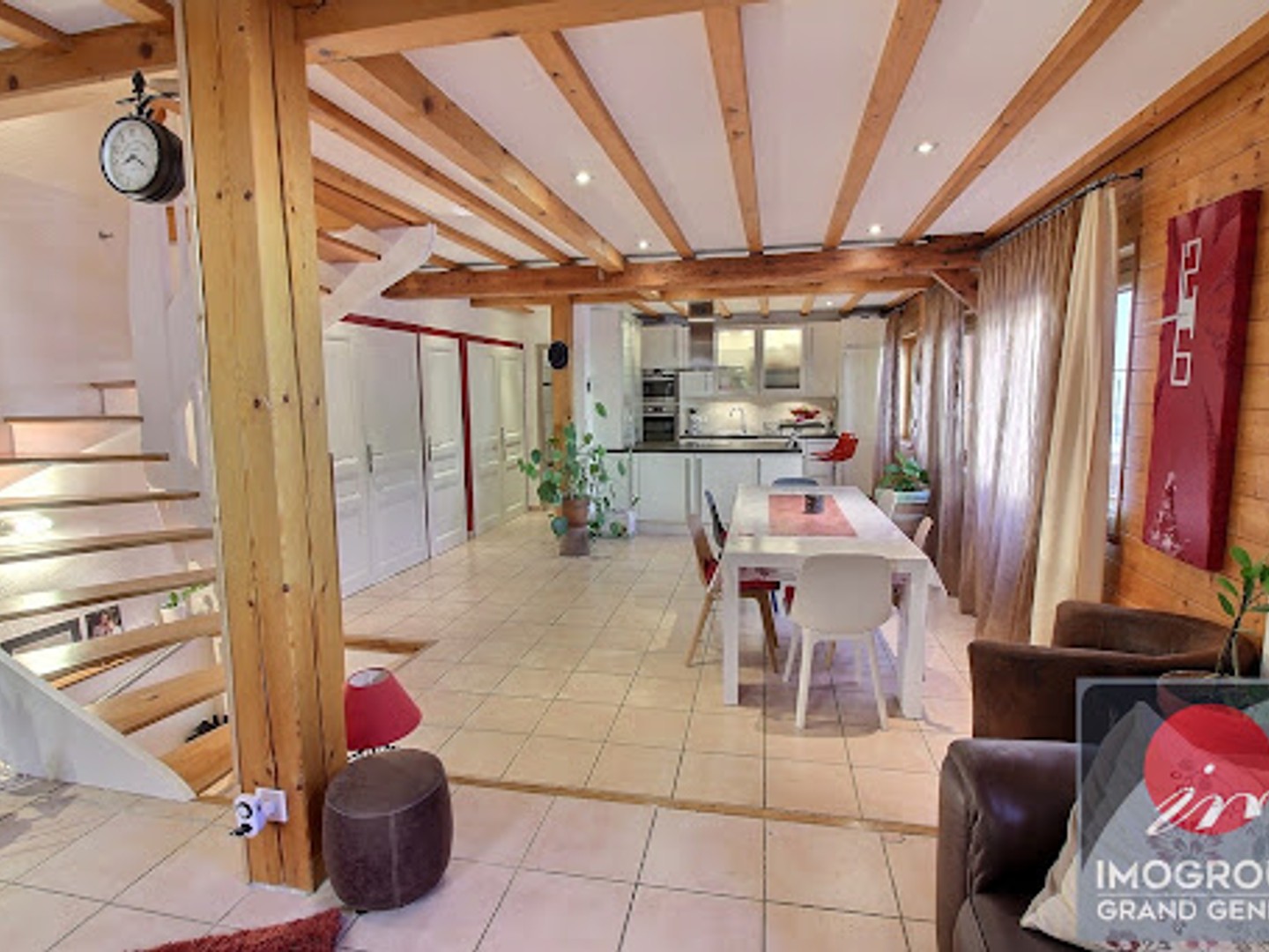 Appartement à vendre - 3 pièces - 86m2 - Divonne-Les-Bains (01220)