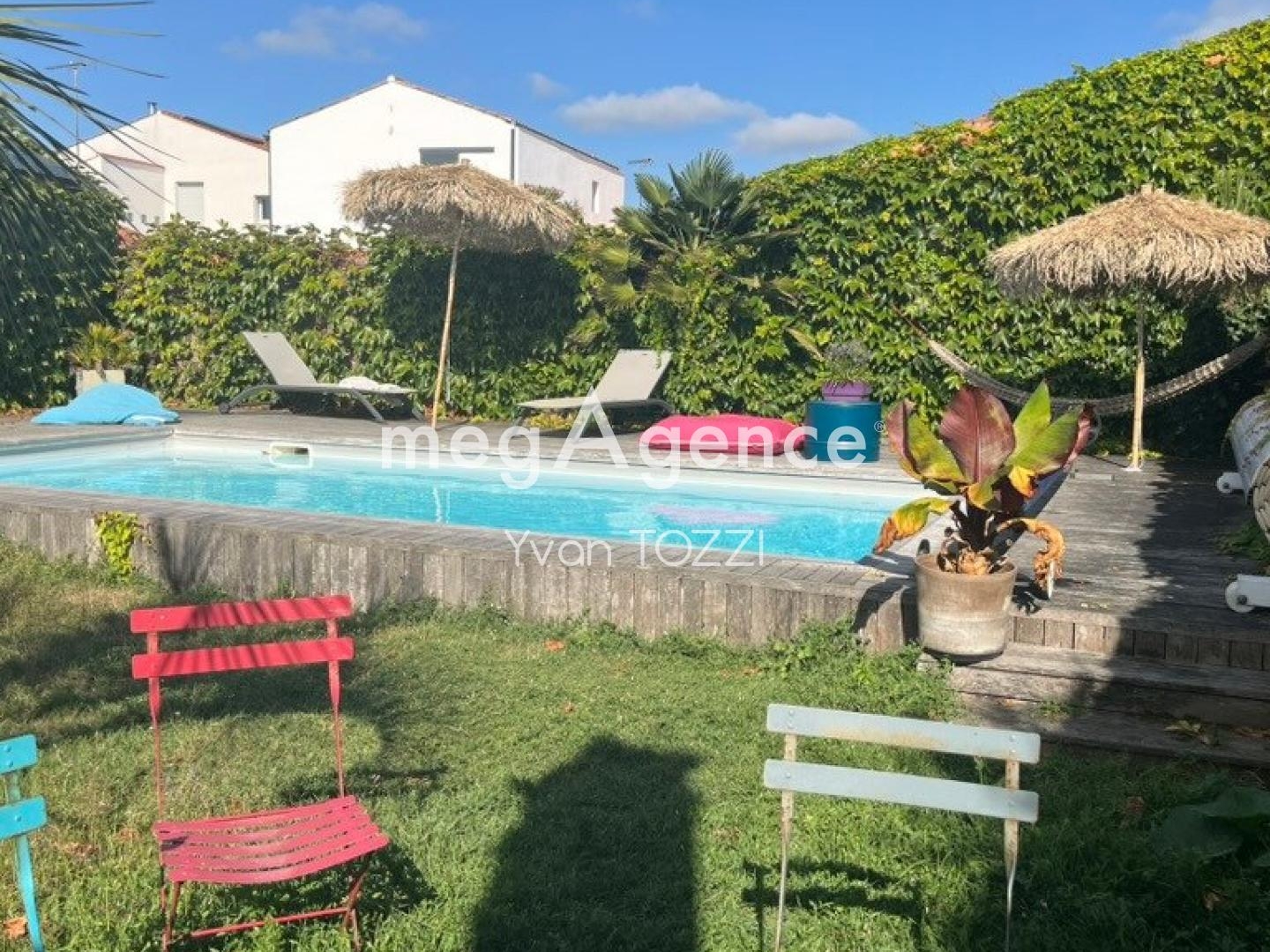 Maison en pierre 5 chambres avec piscine et atelier