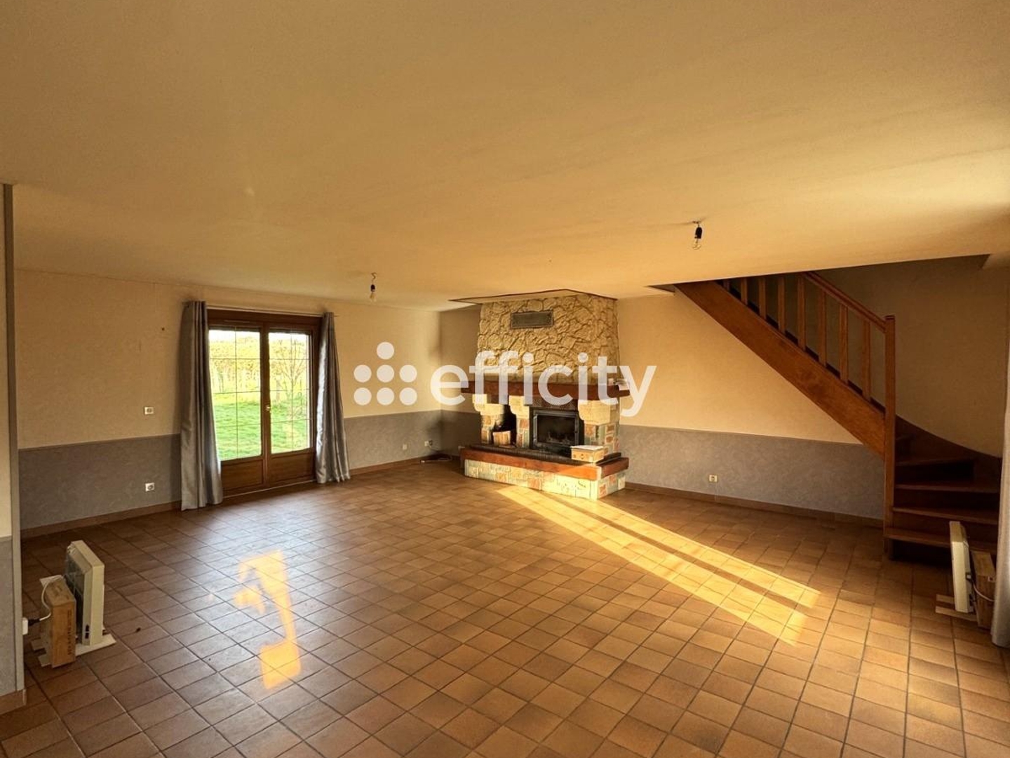 Maison à vendre - 7 pièces - 145m2 - Neuf-Marché (76220)