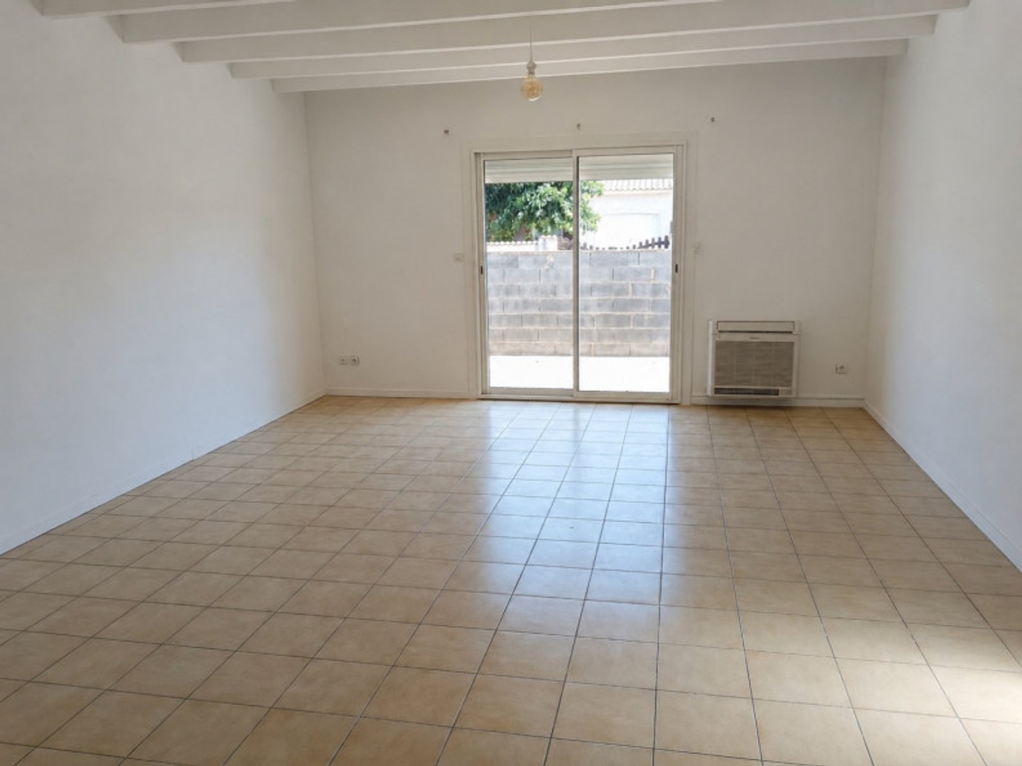 Maison à vendre - 5 pièces - 98m2 - Montady (34310)
