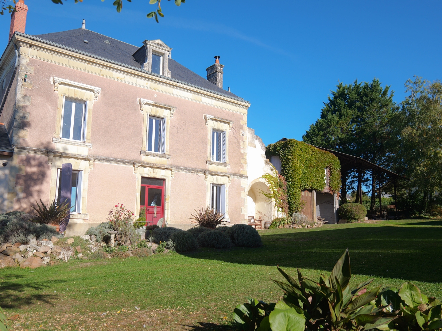 Maison à vendre - 5 pièces - 175m2 - Montreuil-Bellay (49260)