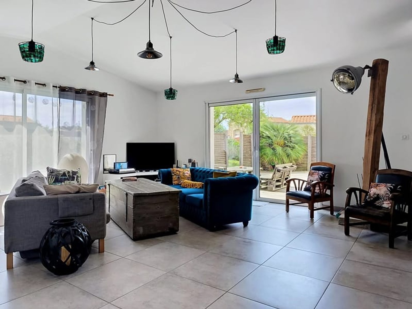 Maison à vendre - 4 pièces - 119m2 - Bretignolles-Sur-Mer (85470)