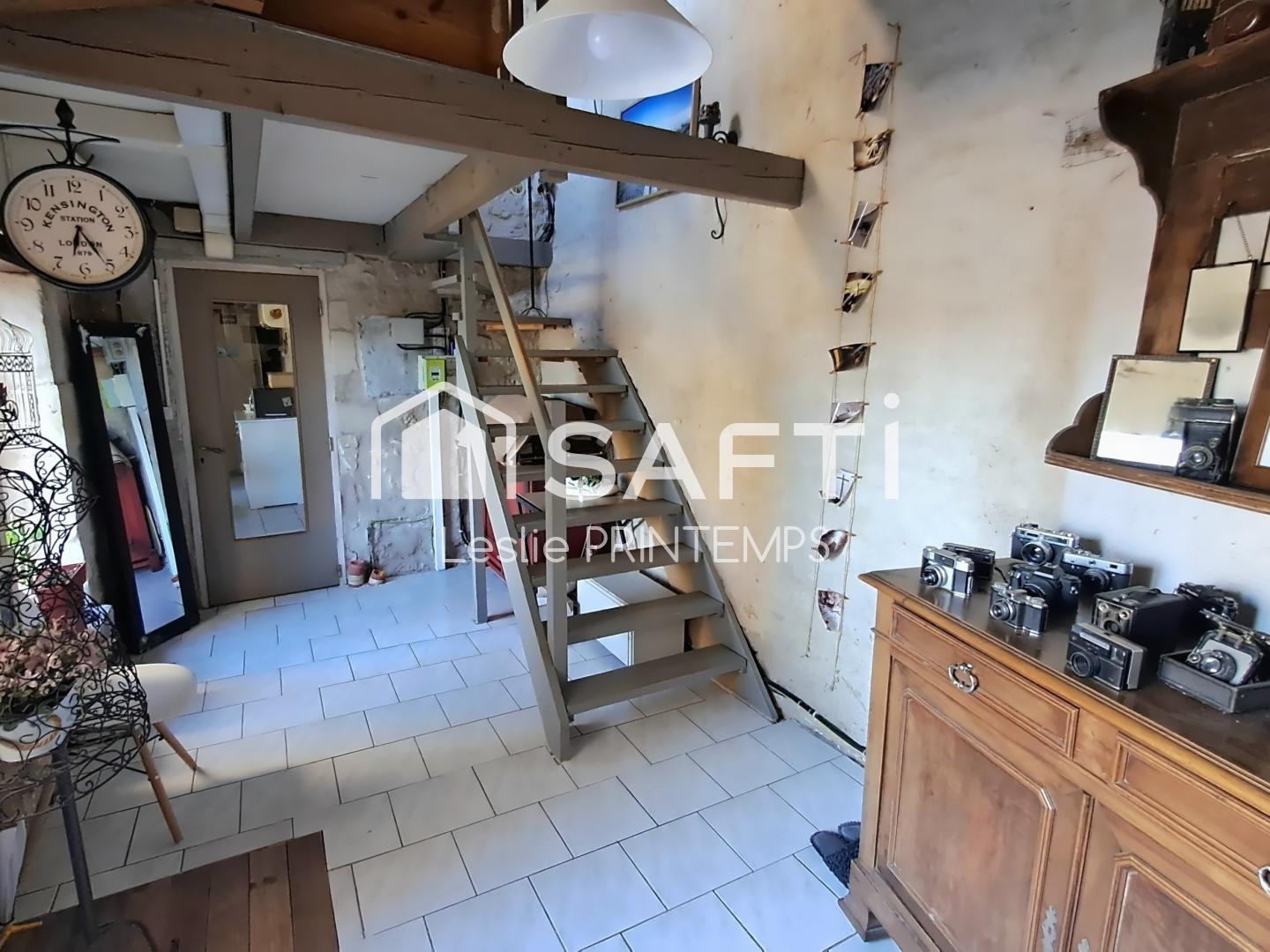 Maison à vendre - 7 pièces - 150m2 - Coulonges-Sur-L'a... (79160)