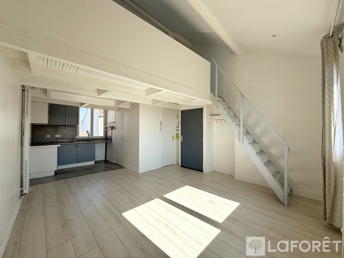 Appartement à vendre - 2 pièces - 32m2 - Reims (51100)