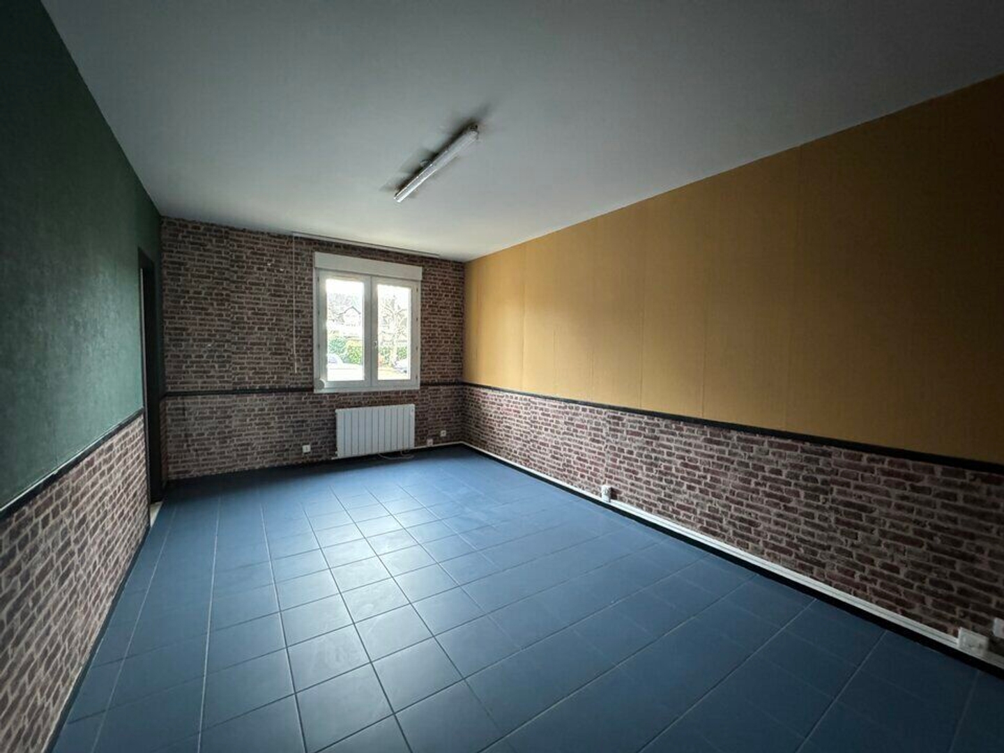 Magasin à vendre - 148m2 - Tours (37000)