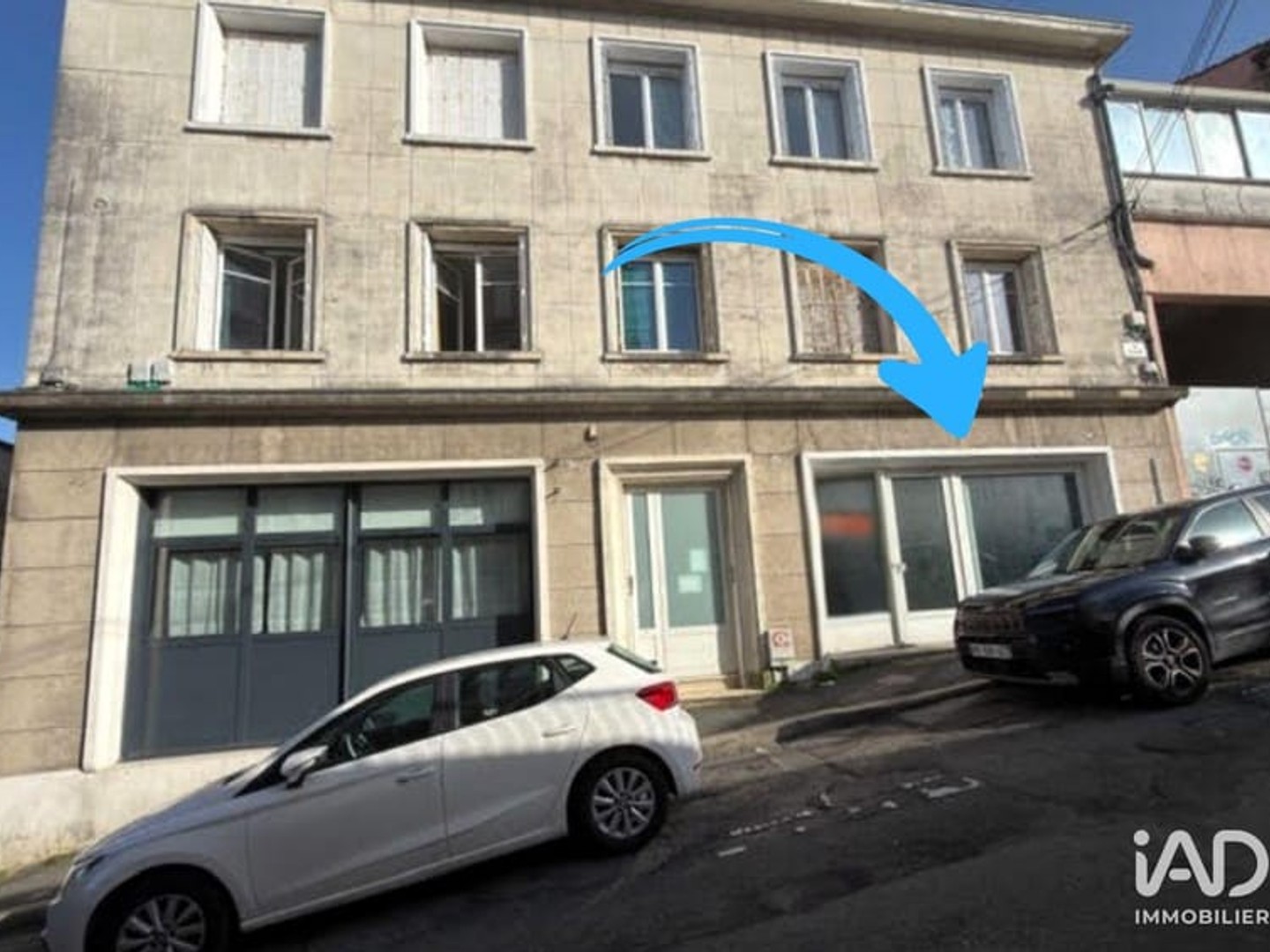 Immeuble commercial 60 m²