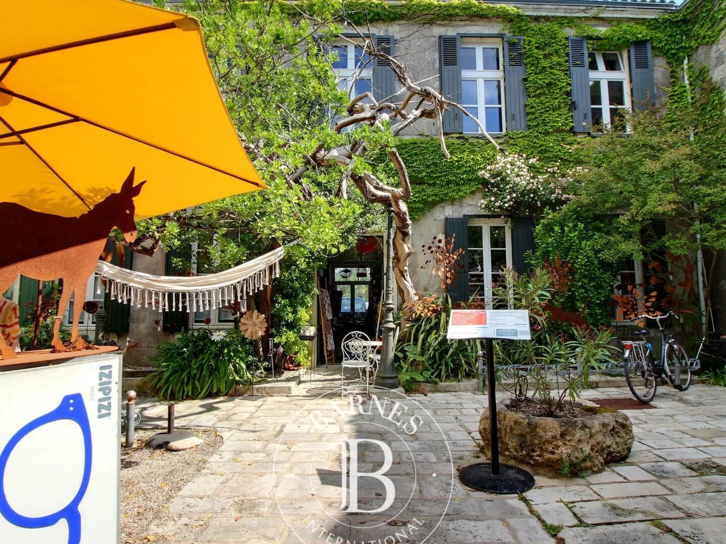 Immeuble à vendre - 1 pièce - 620m2 - La Flotte (17630)
