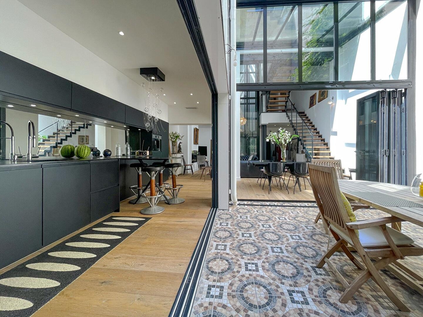 Bureaux à vendre - 5 pièces - 217m2 - Bordeaux (33000)