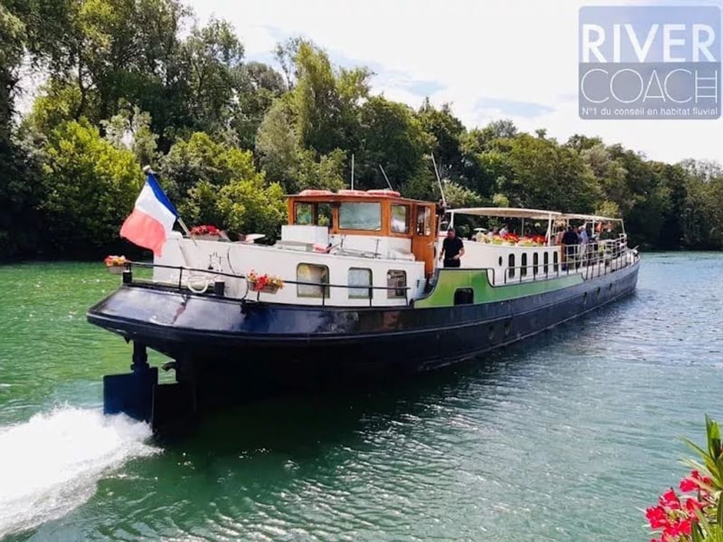 Péniche 7 pièces 125 m²