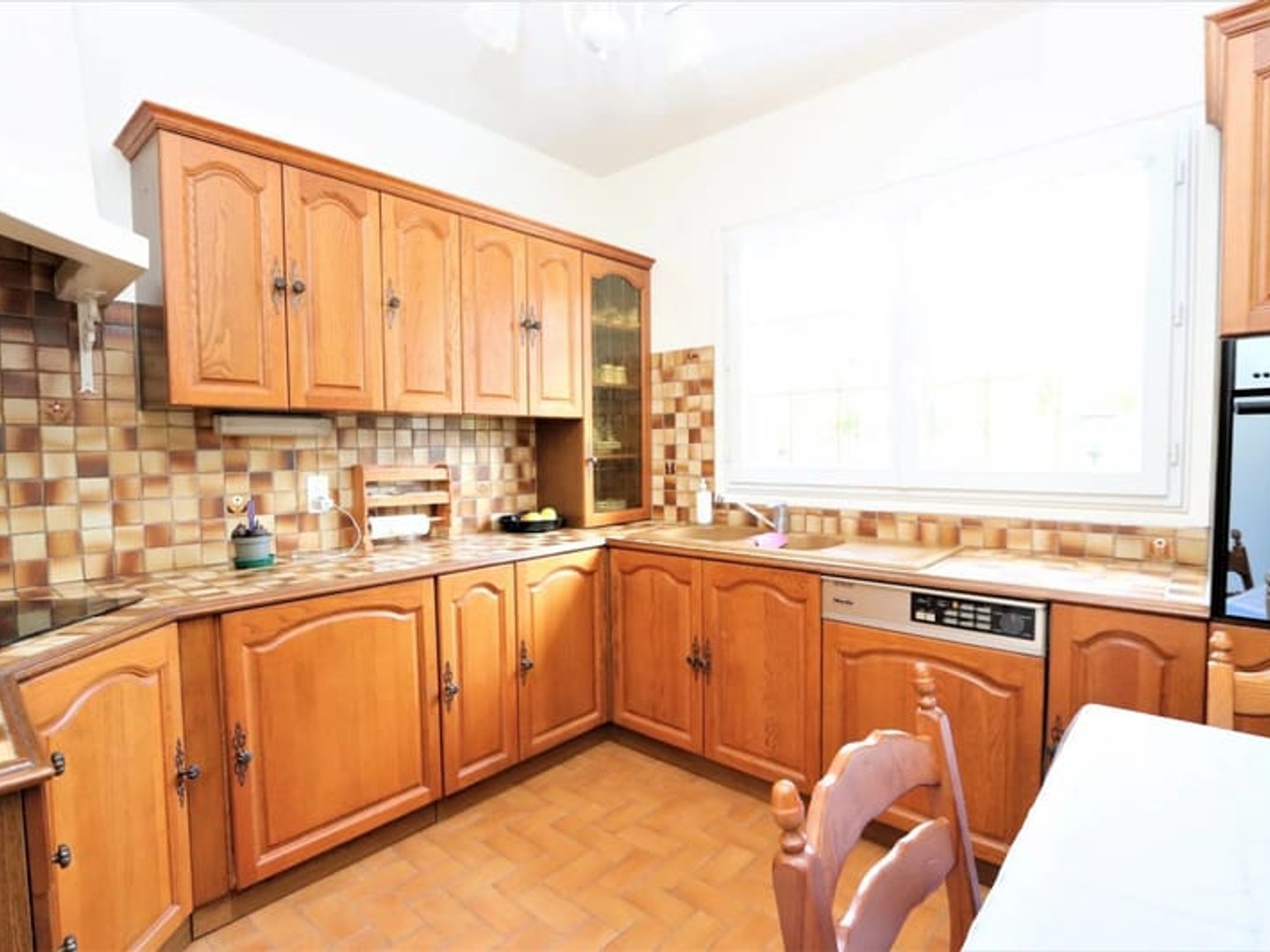 Maison à vendre - 7 pièces - 176m2 - Mandres-Les-Roses (94520)