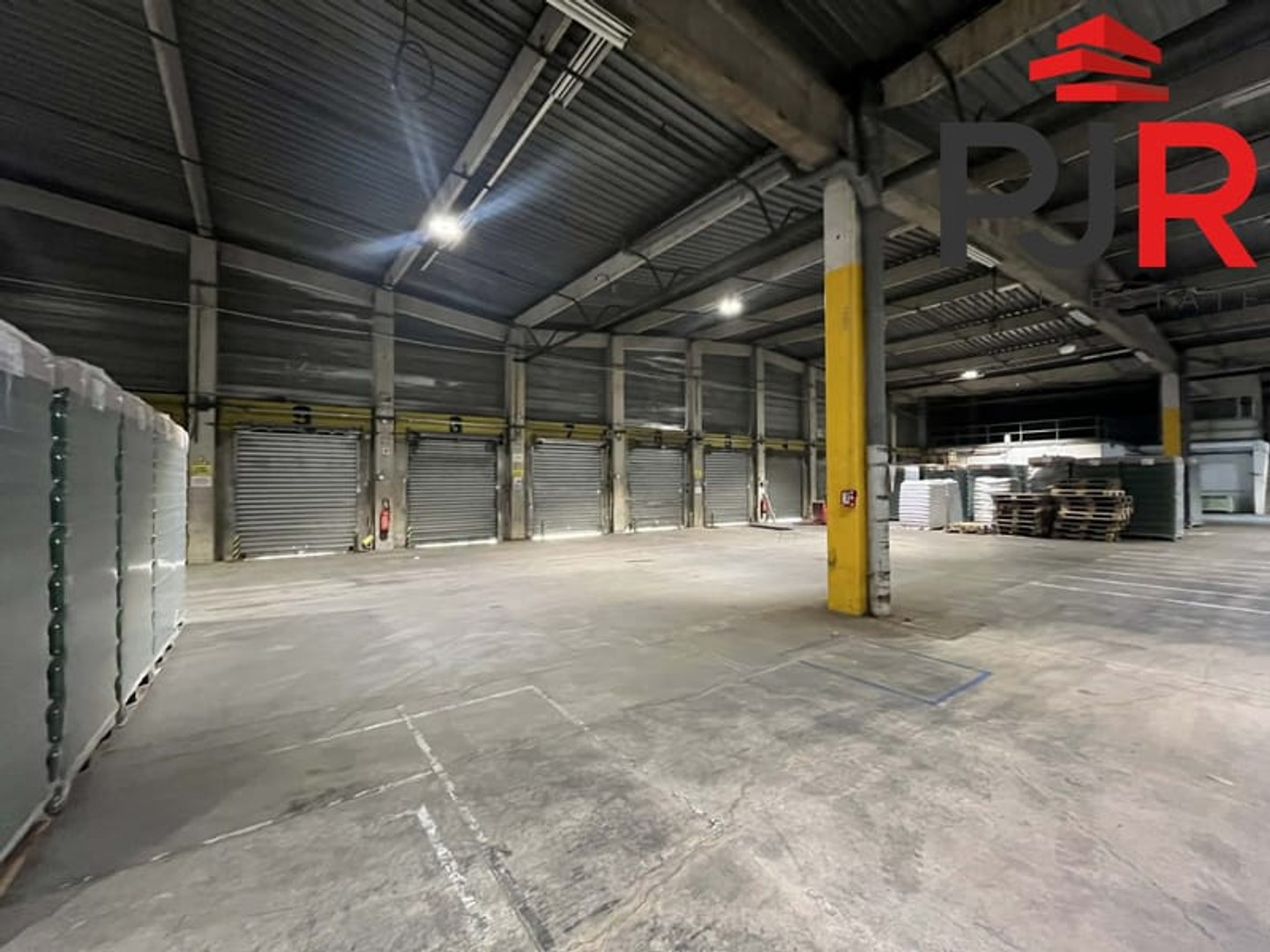 Immeuble à vendre - 7896m2 - Gondreville (54840)