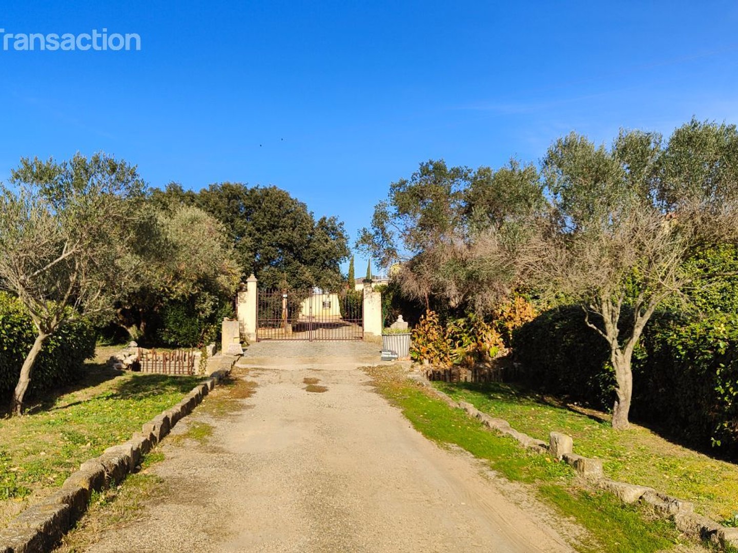 Autre à vendre - 9 pièces - 480m2 - Beauvoisin (30640)