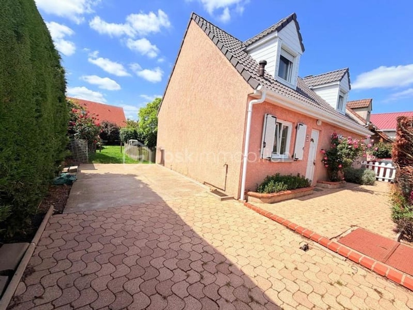 Maison Familiale à Villejust