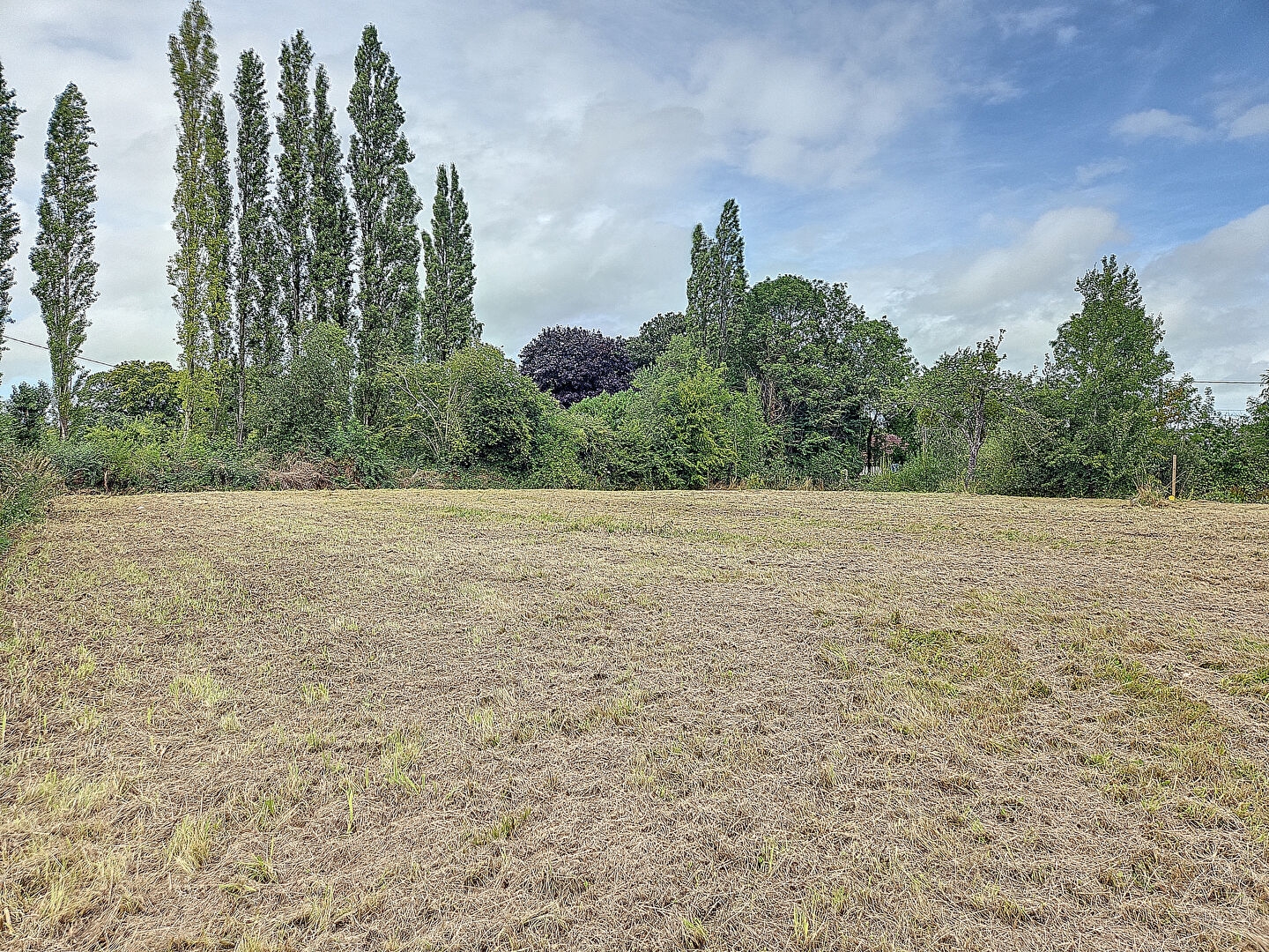 Terrain à vendre - 900m2 - Pont-Audemer (27500)