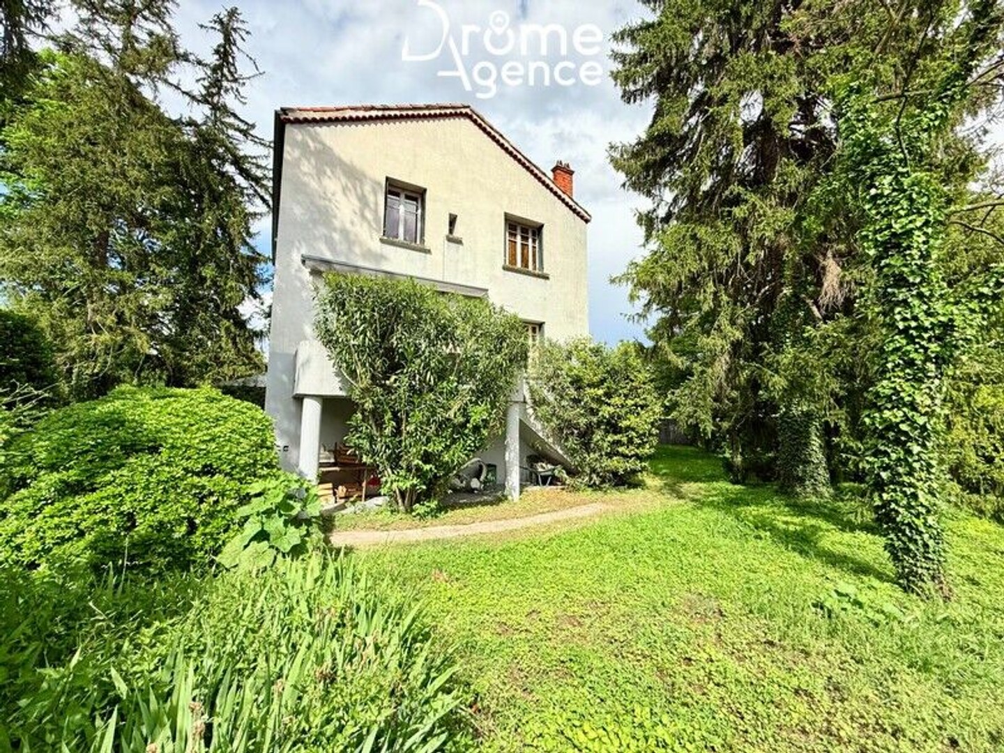 Maison 8 pièces 184 m²