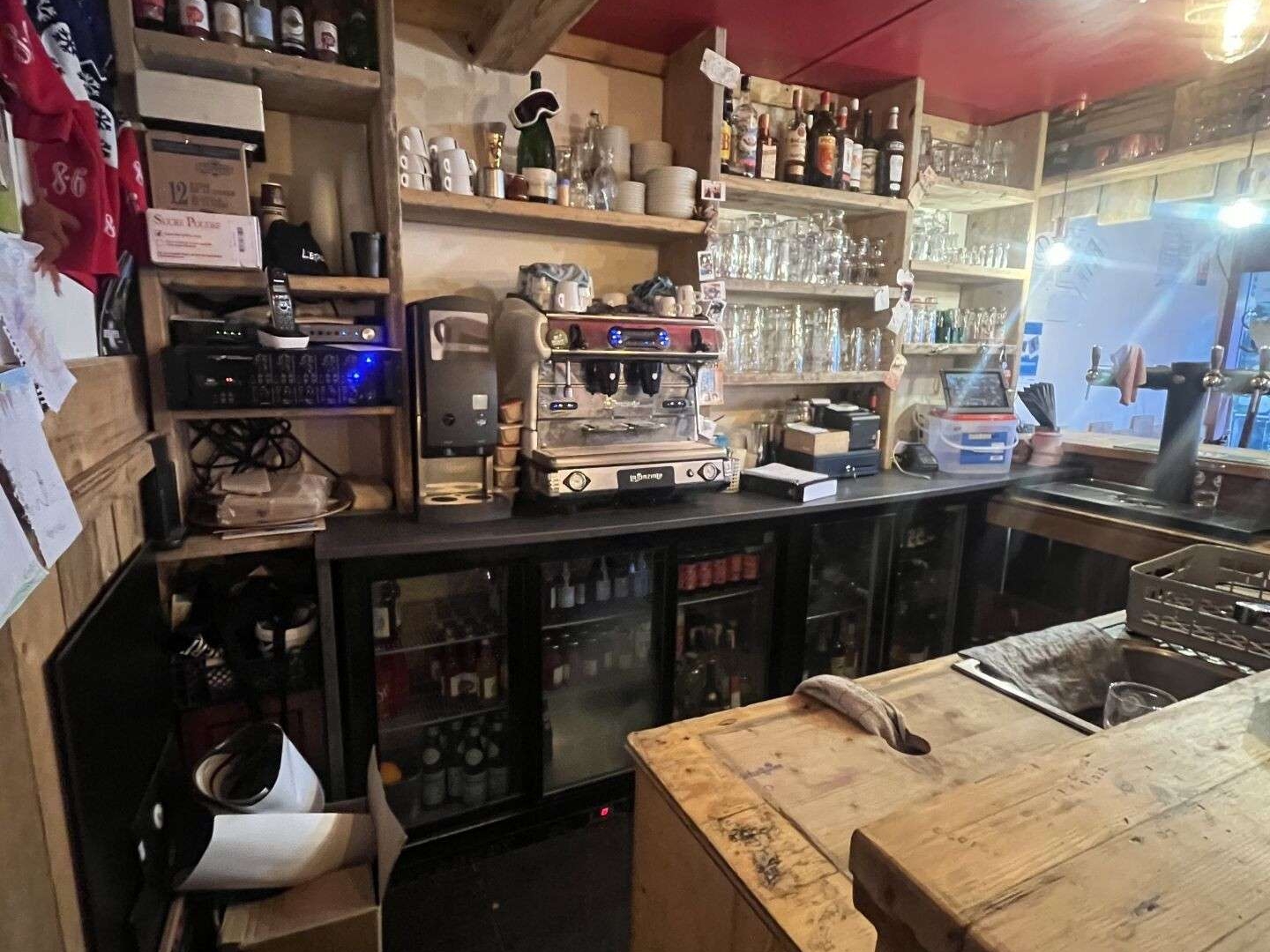 Vente bar restaurant station de ski à Lelex