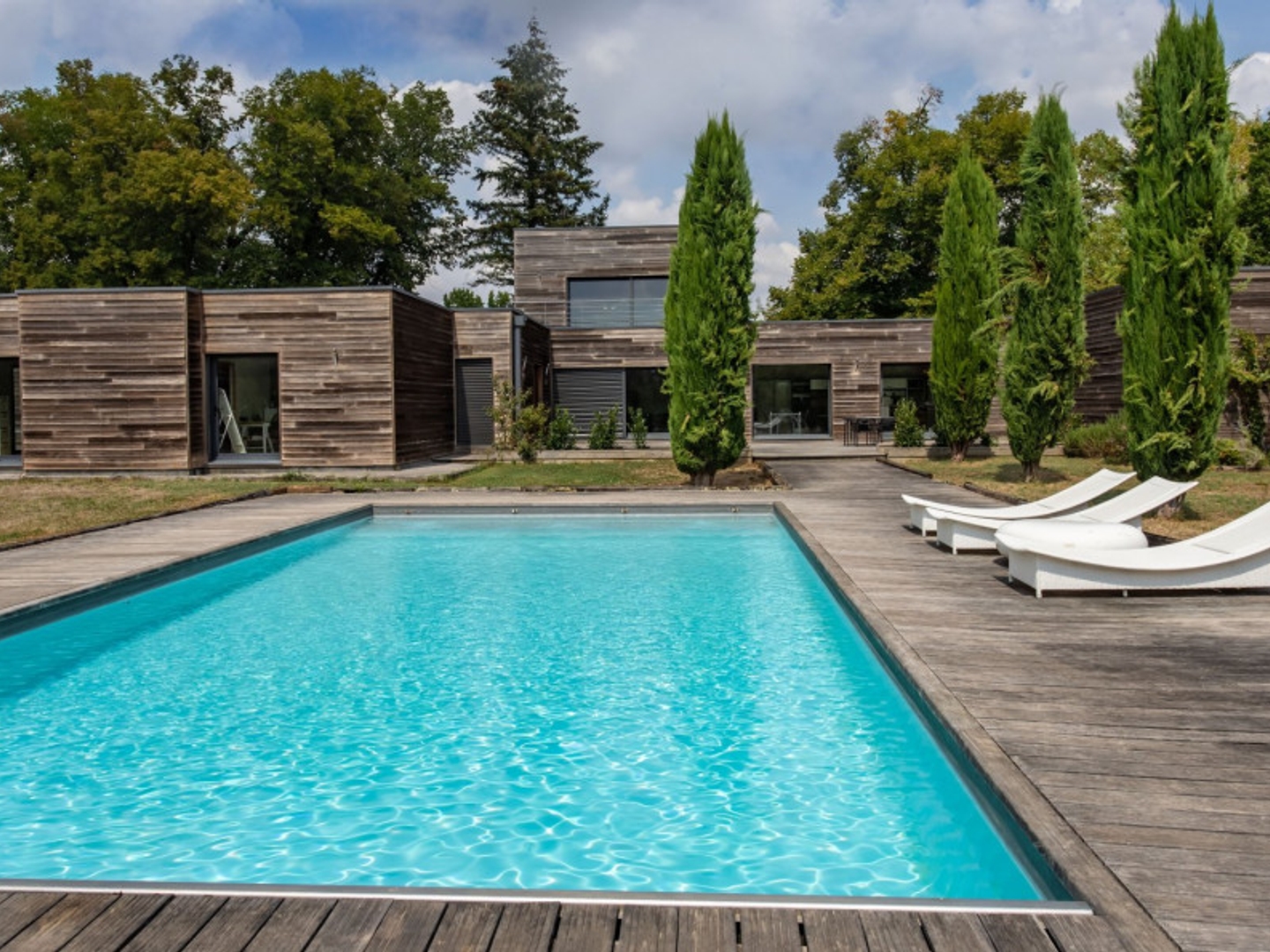 Maison 10 pièces 470 m²
