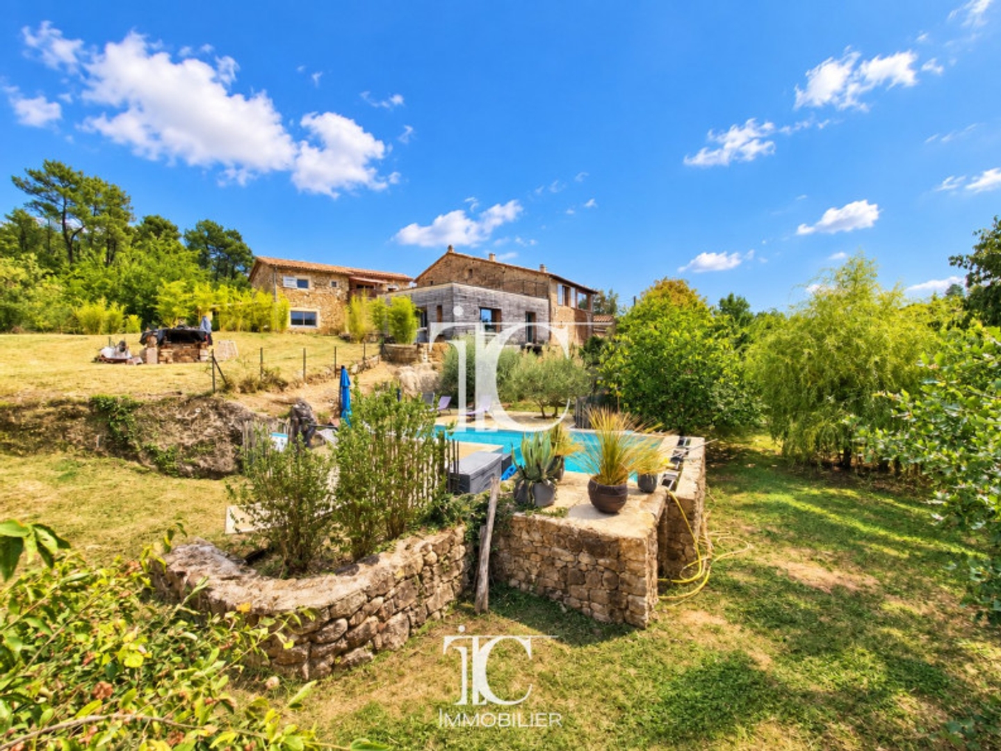 Maison de campagne 15 pièces 253 m²