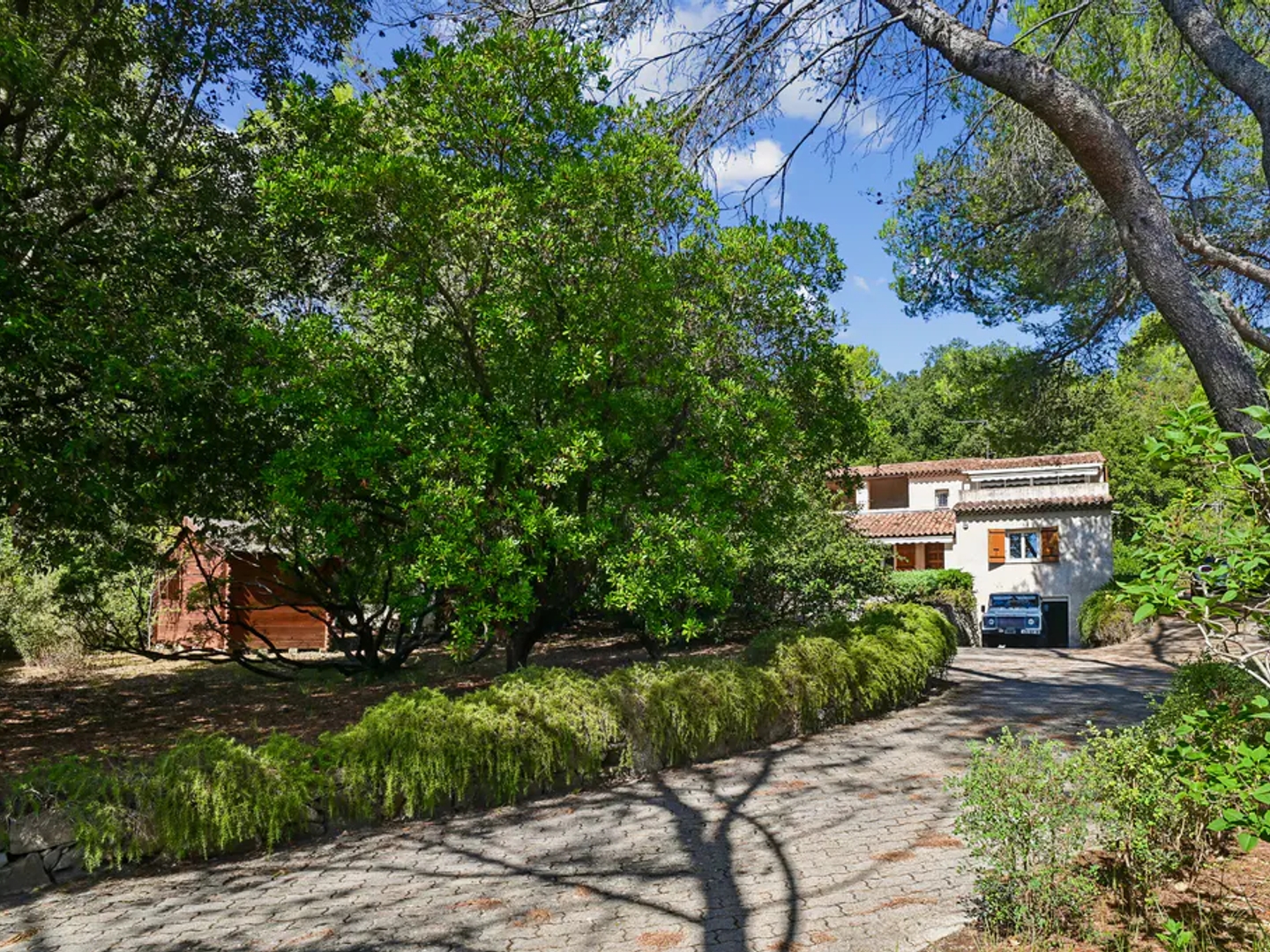 Maison à vendre - 6 pièces - 157m2 - Valbonne (06560)