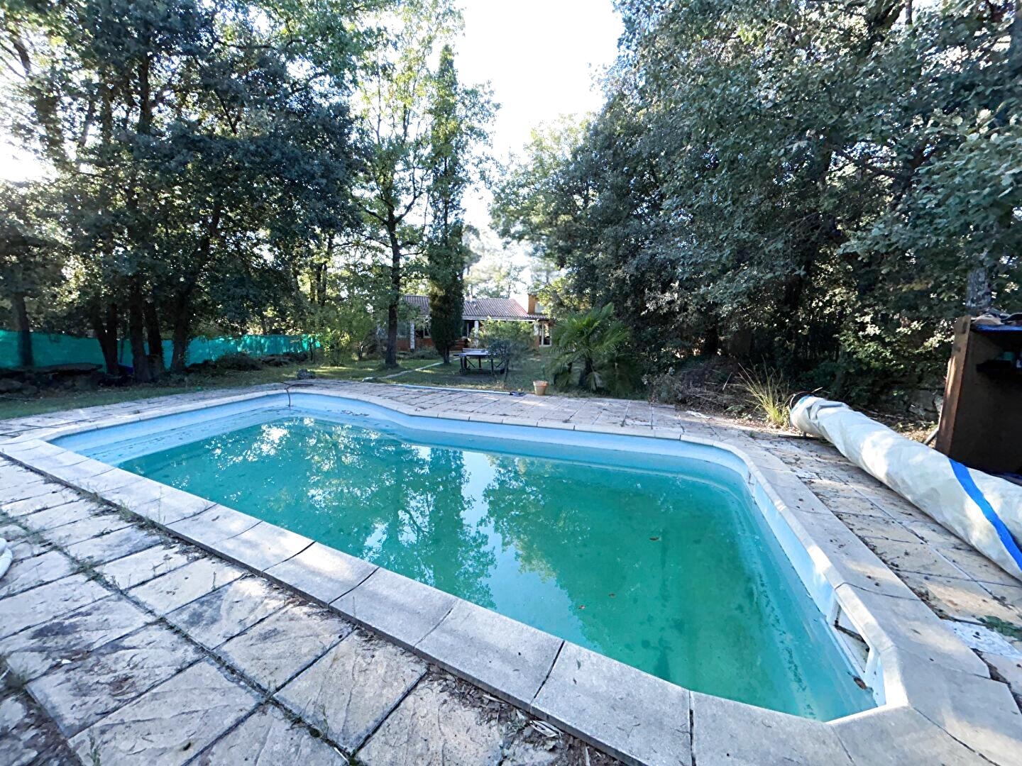 Maison à vendre - 8 pièces - 197m2 - Pourrières (83910)