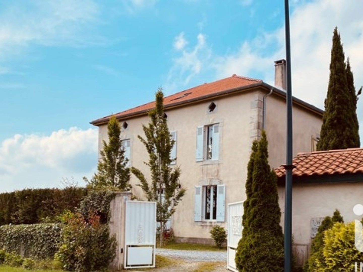 Maison 5 pièces 362 m²