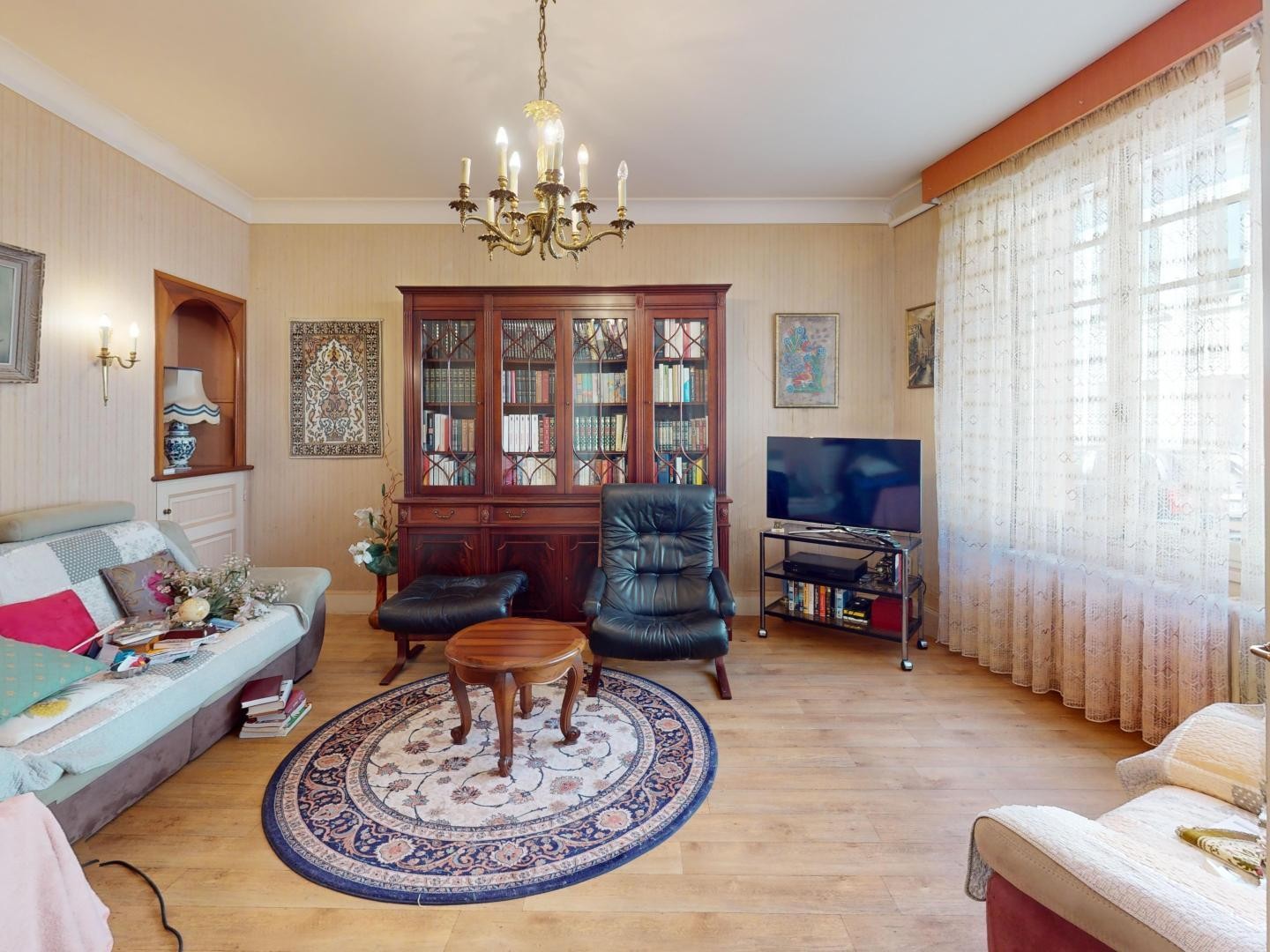 Maison à vendre - 11 pièces - 261m2 - Beaumont-De-Lomagne (82500)