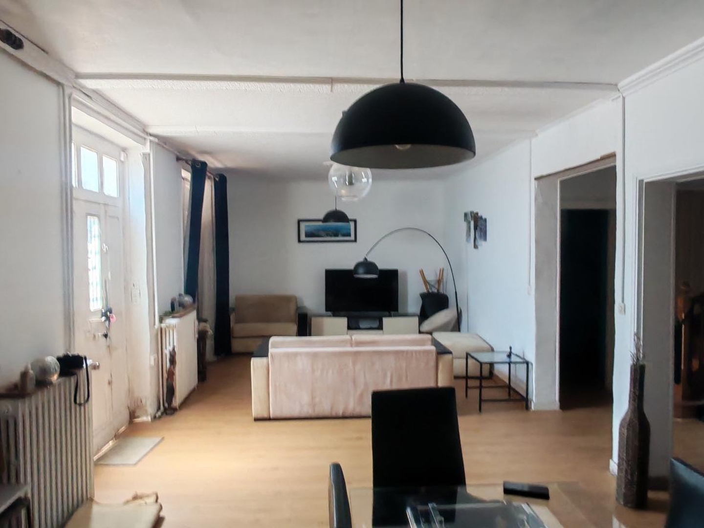 Maison à vendre - 3 pièces - 160m2 - Aubigné-Racan (72800)