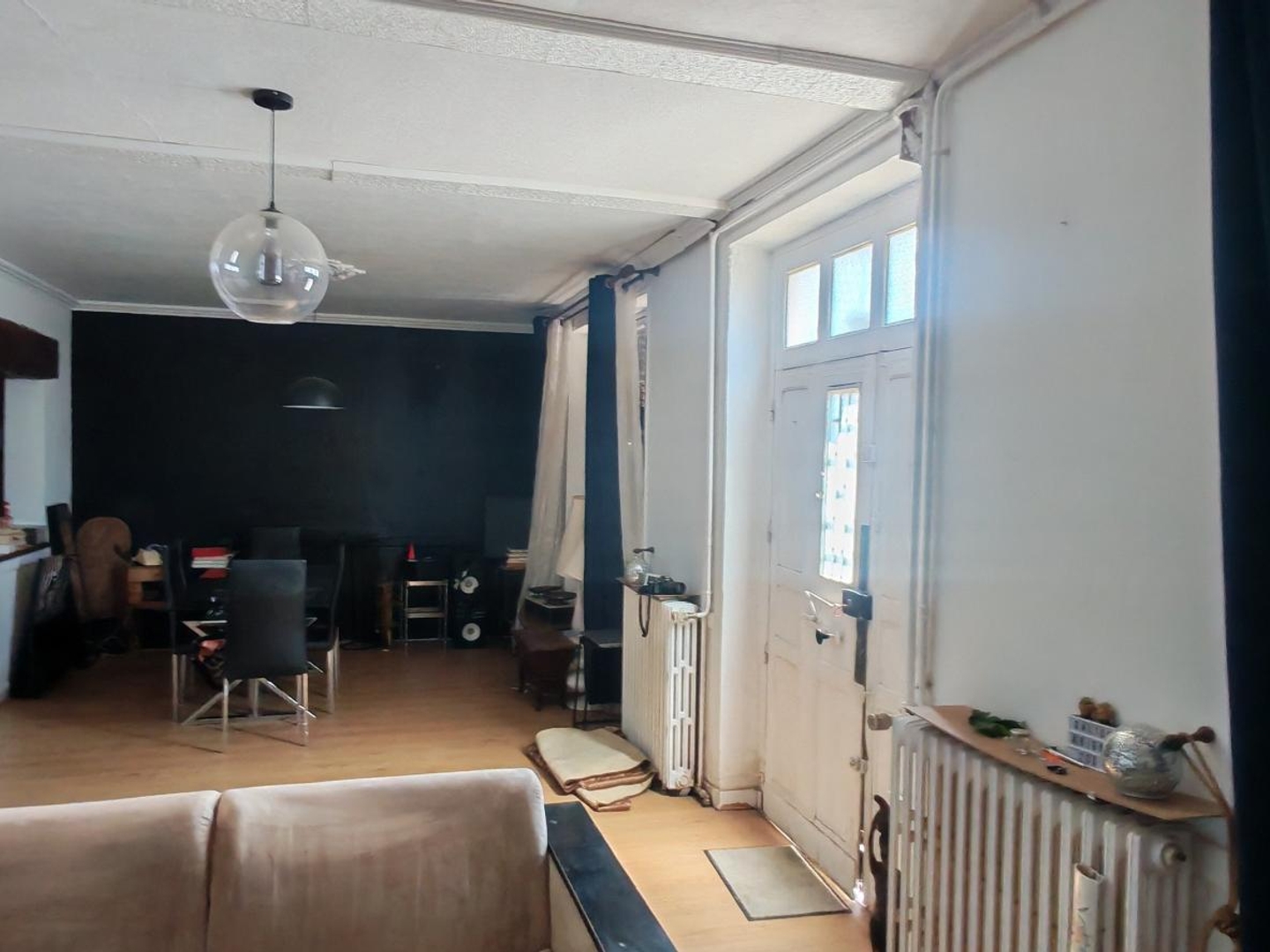 Maison à vendre - 3 pièces - 160m2 - Aubigné-Racan (72800)