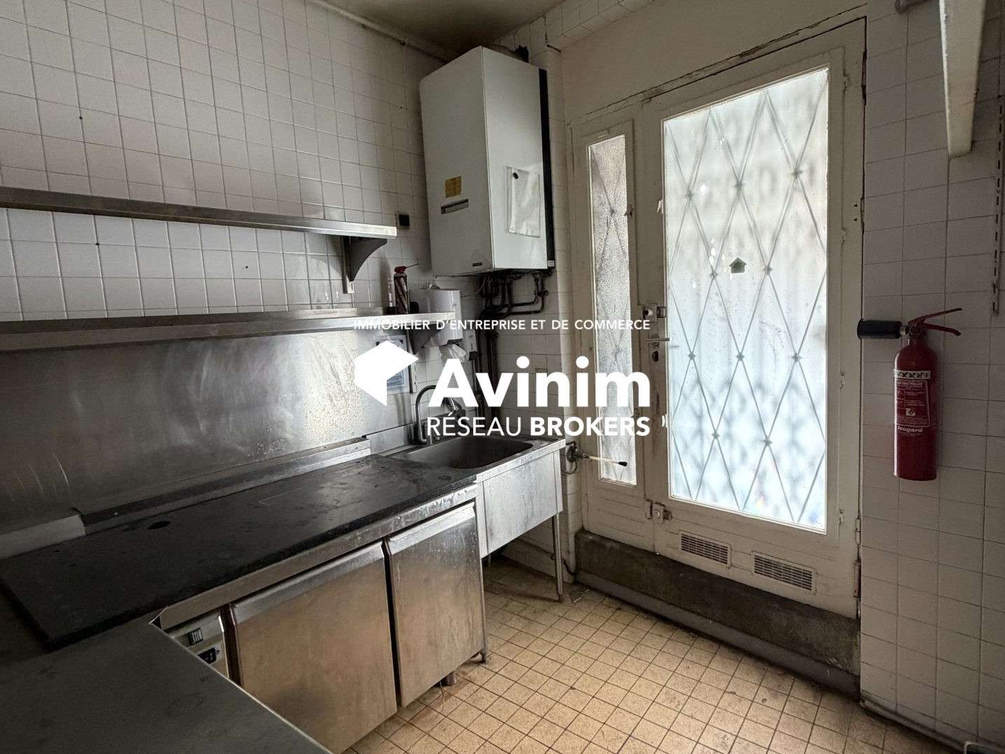 Restaurant clé en main à louer bel empl Paris 15e
