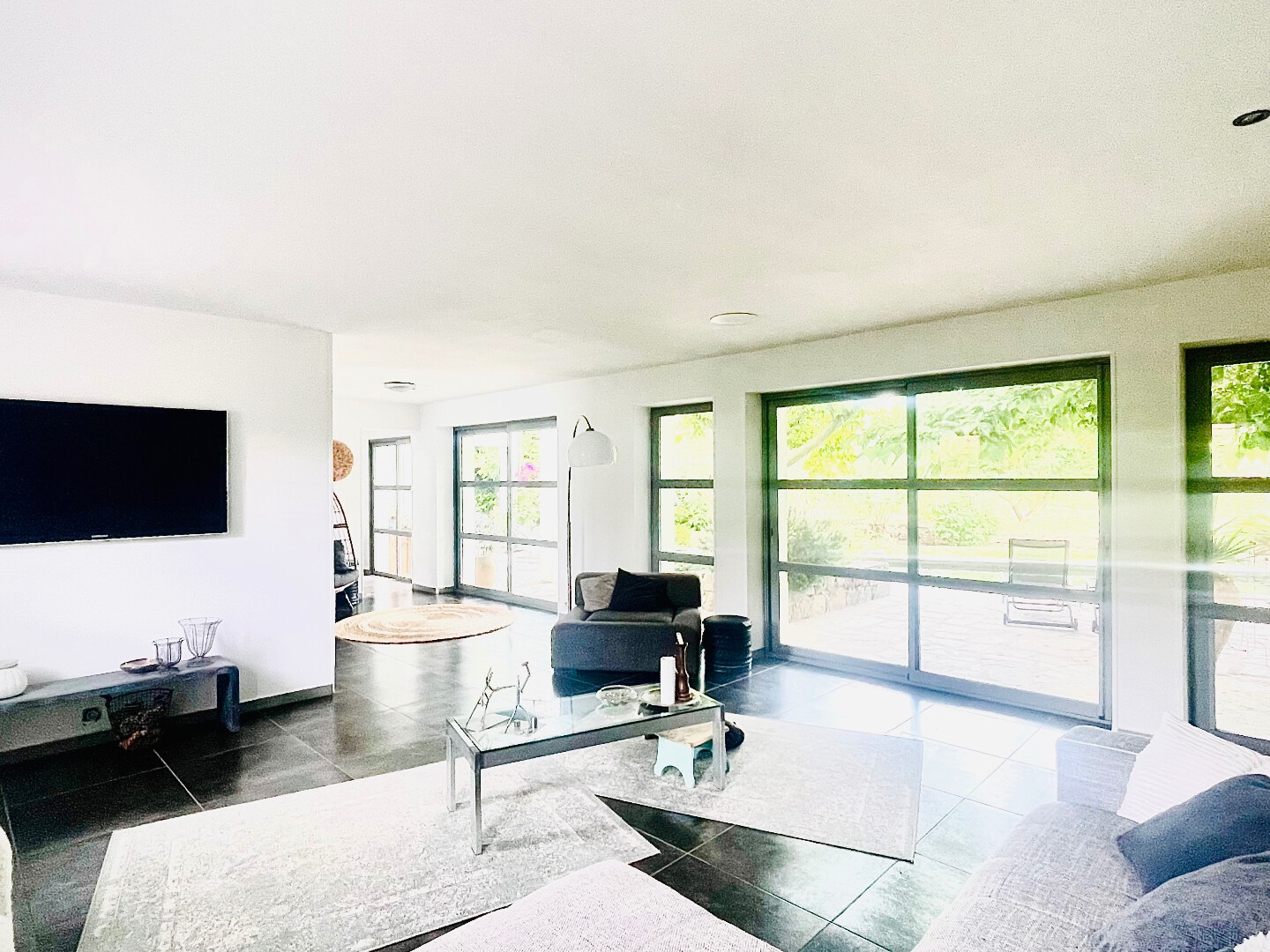 Maison à vendre - 7 pièces - 223m2 - Fréjus (83600)