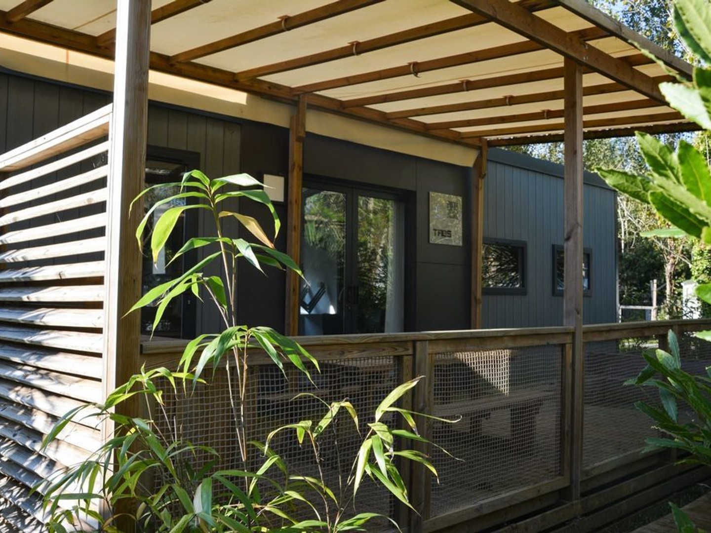 mobil-home équipé sur parc ouvert à l'année