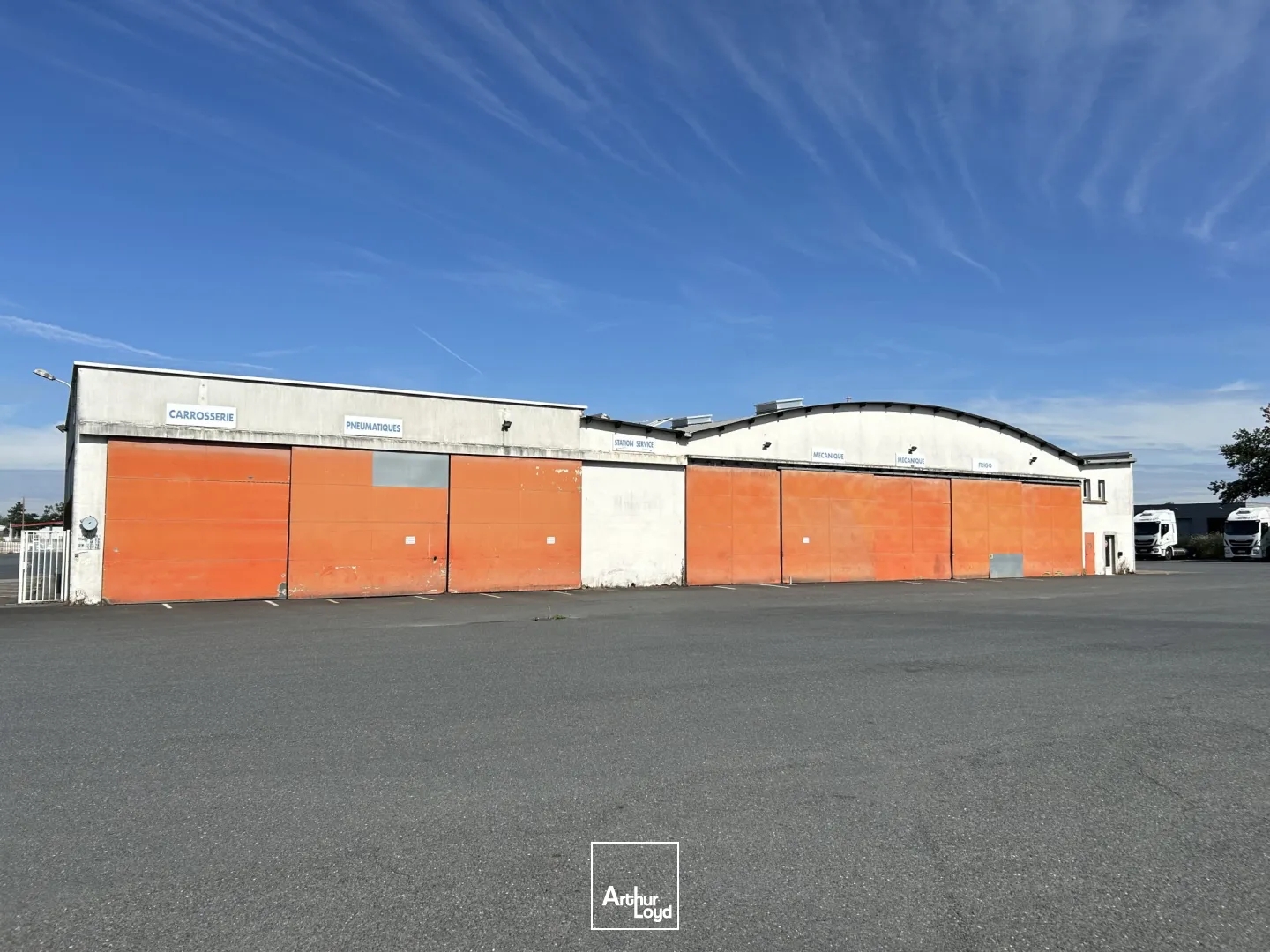 Locaux à vendre - 6763m2 - Vallet (44330)