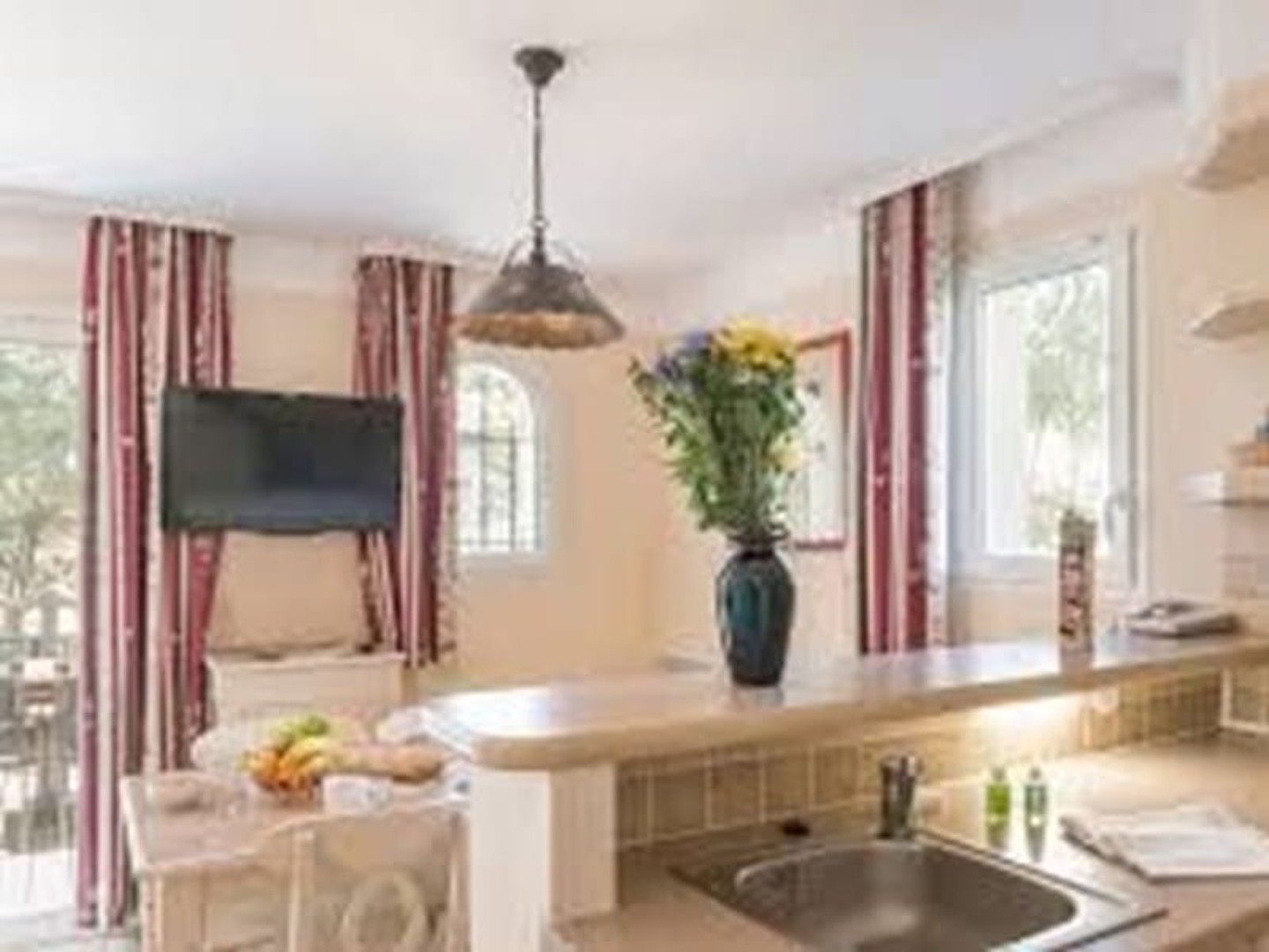 Appartement à vendre - 1 pièce - 27m2 - Grospierres (07120)