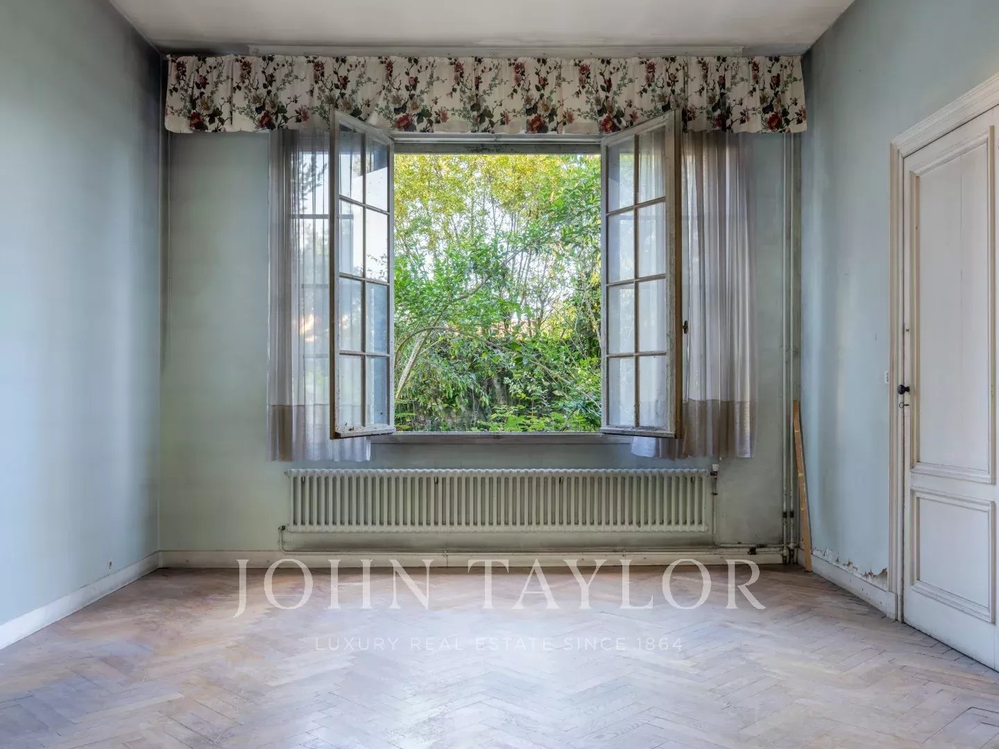 Maison à vendre - 13 pièces - 280m2 - Bordeaux (33000)