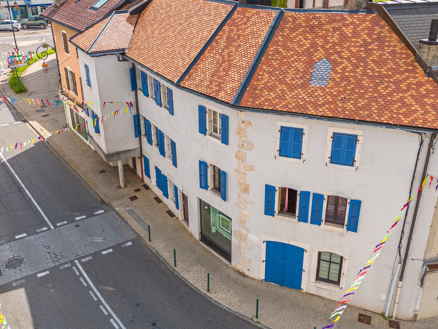 Maison de ville - Grandes surfaces et rentabilité locative