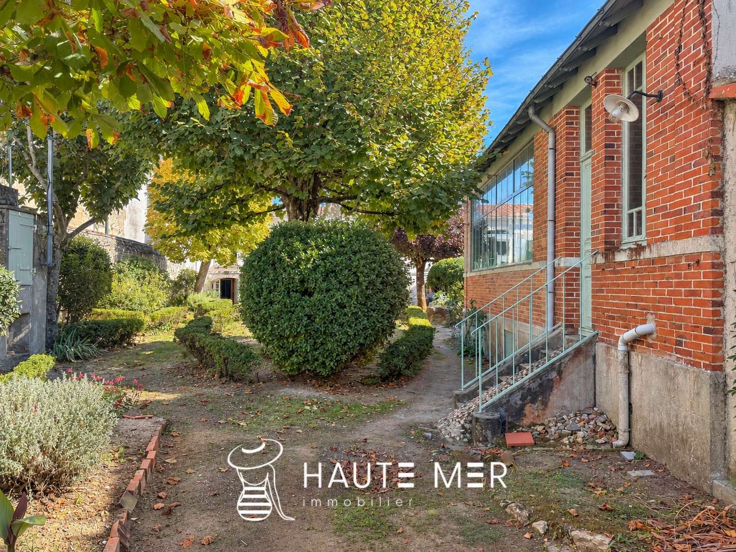 Maison 7 pièces 220 m²