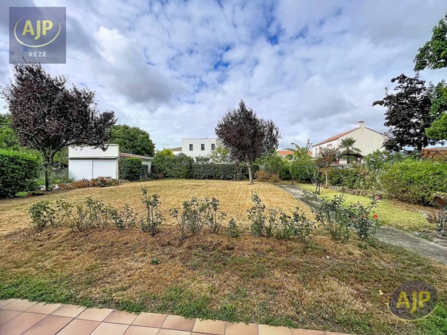 Maison à vendre - 7 pièces - 240m2 - Rezé (44400)