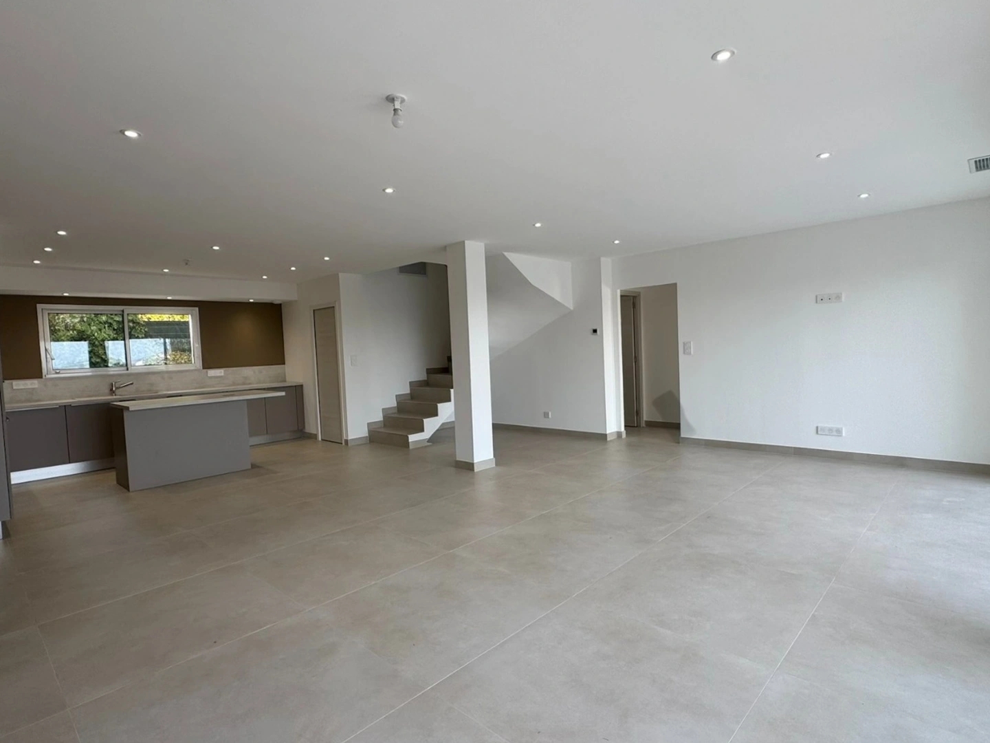 Maison à vendre - 6 pièces - 135m2 - Alès (30100)