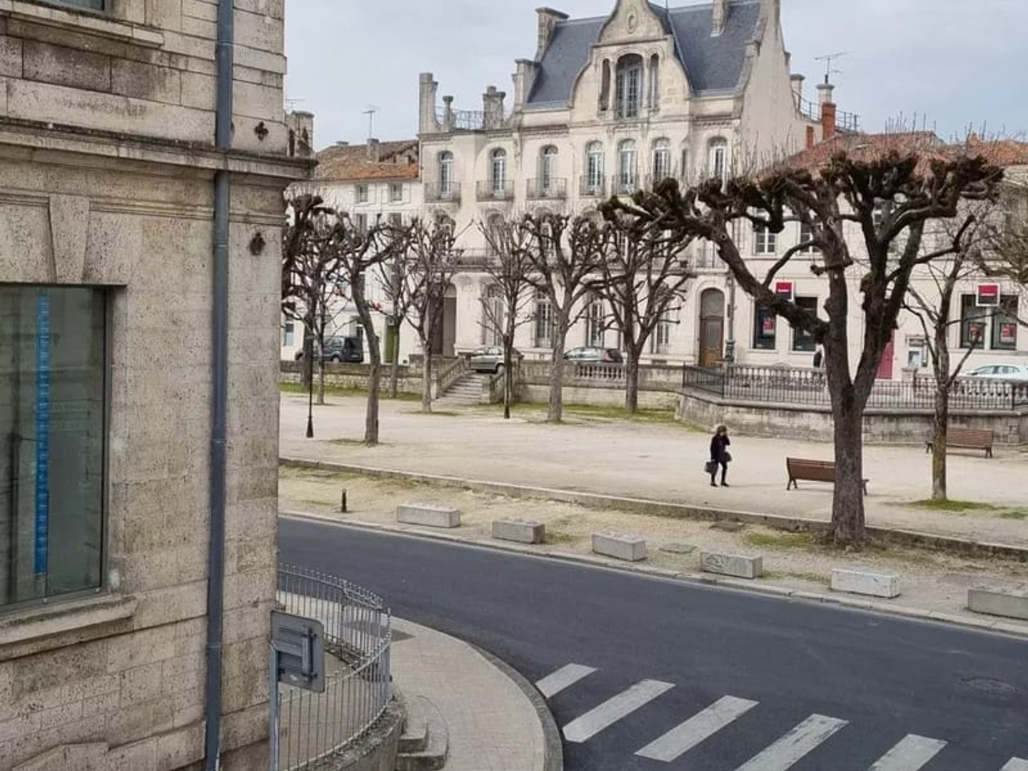 ANGOULEME Théâtre - Hôtel de ville