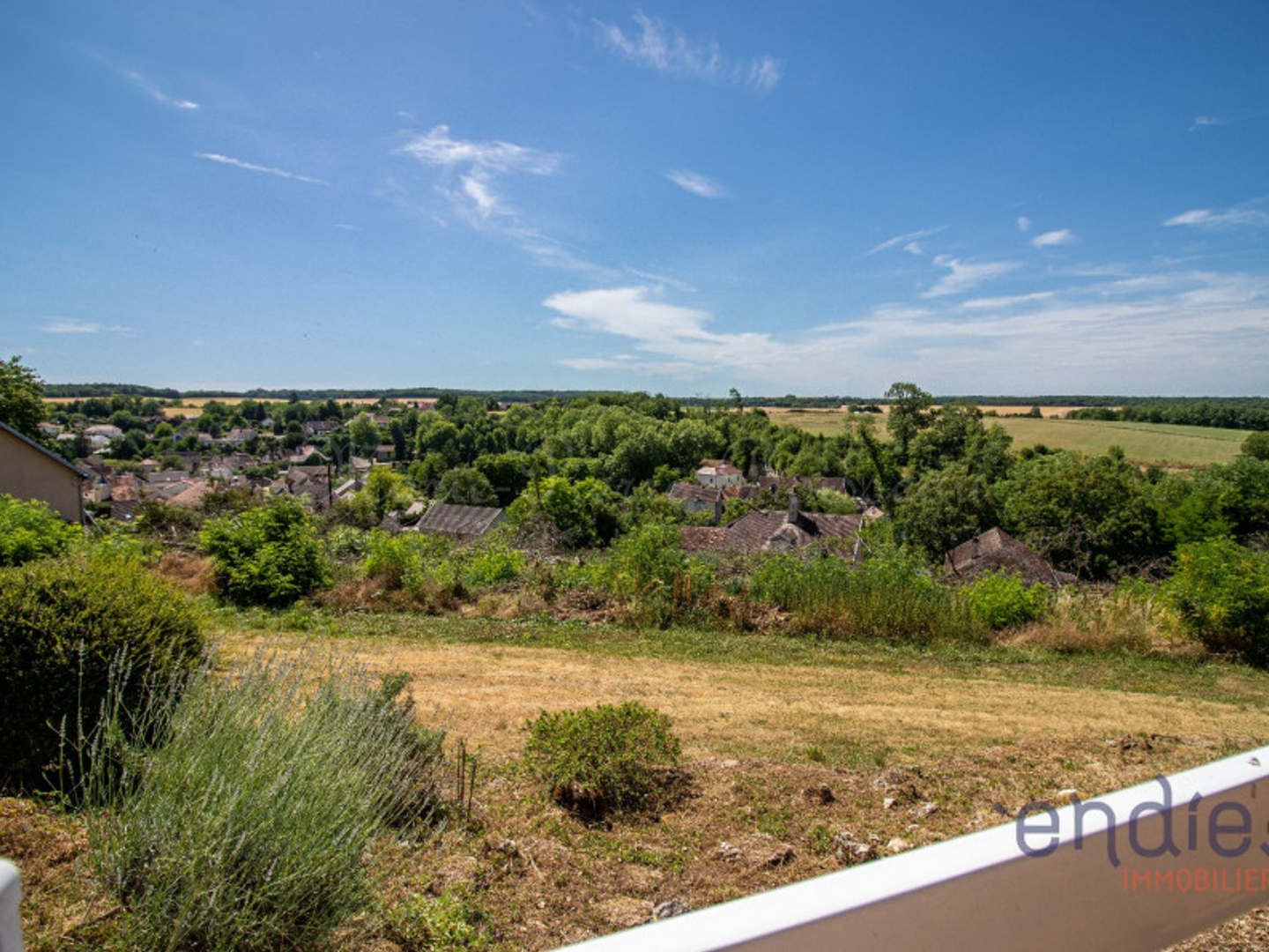 Maison à vendre - 7 pièces - 141m2 - Bèze (21310)