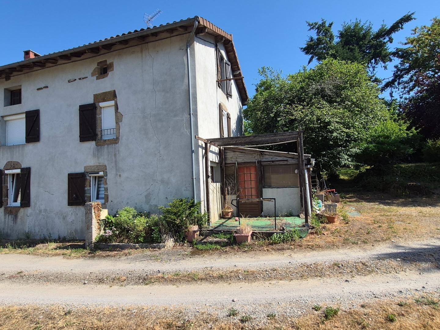Maison à vendre - 5 pièces - 117m2 - Rochechouart (87600)