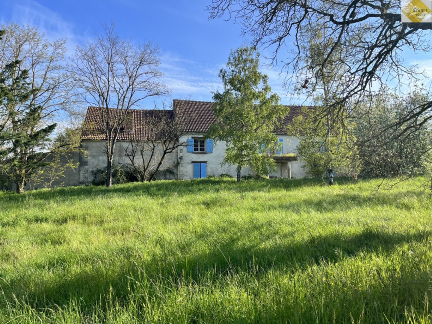Maison 8 pièces 234 m²