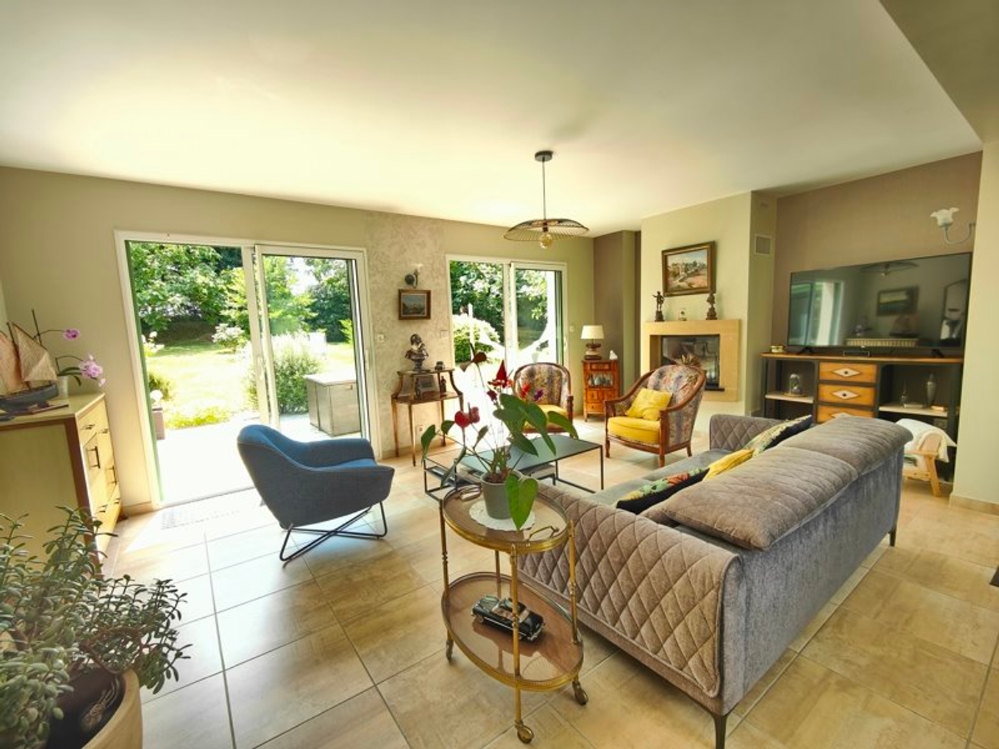 Maison à vendre - 5 pièces - 143m2 - Kerlaz (29100)